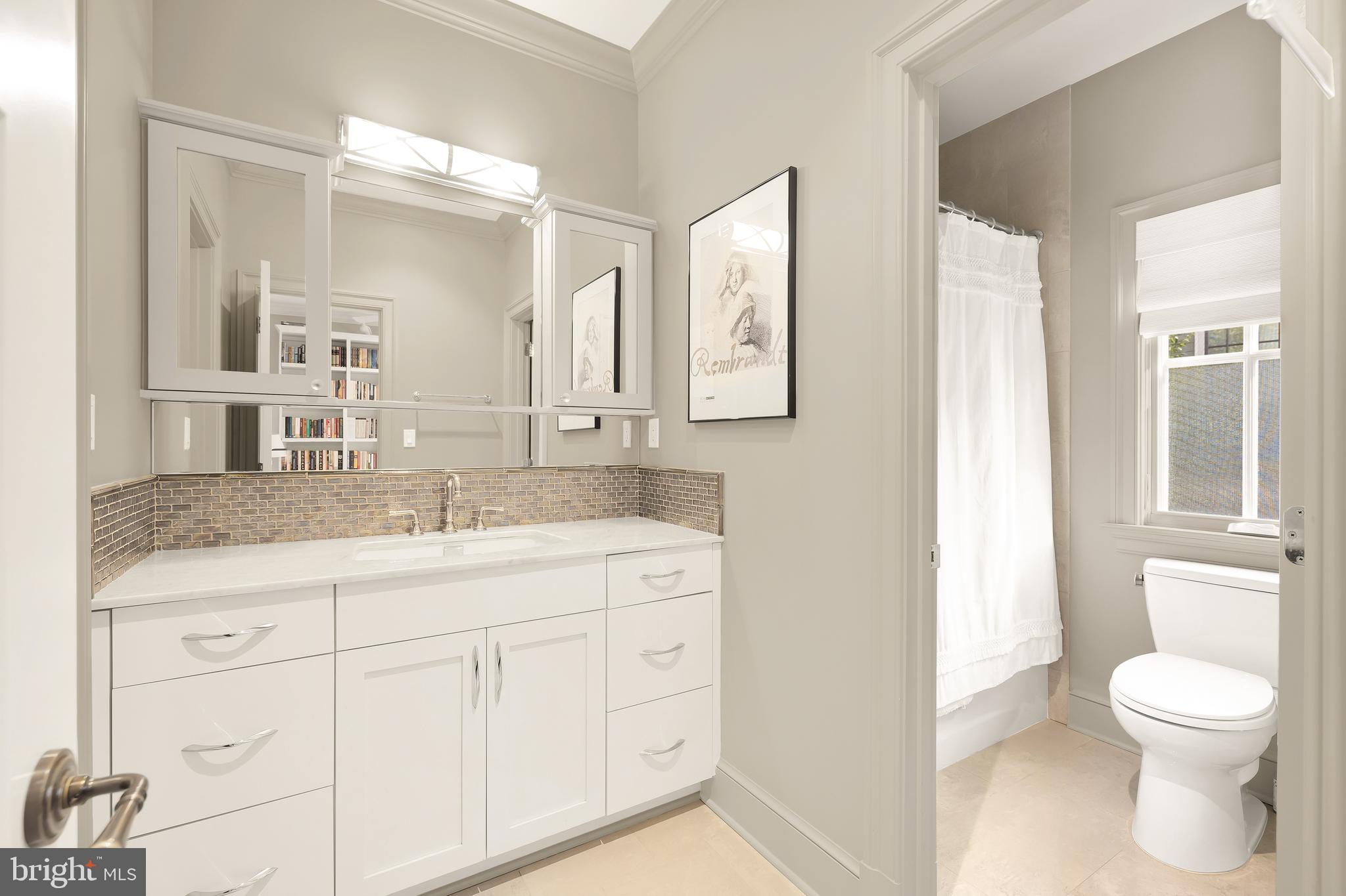 BERKLEY - Residential