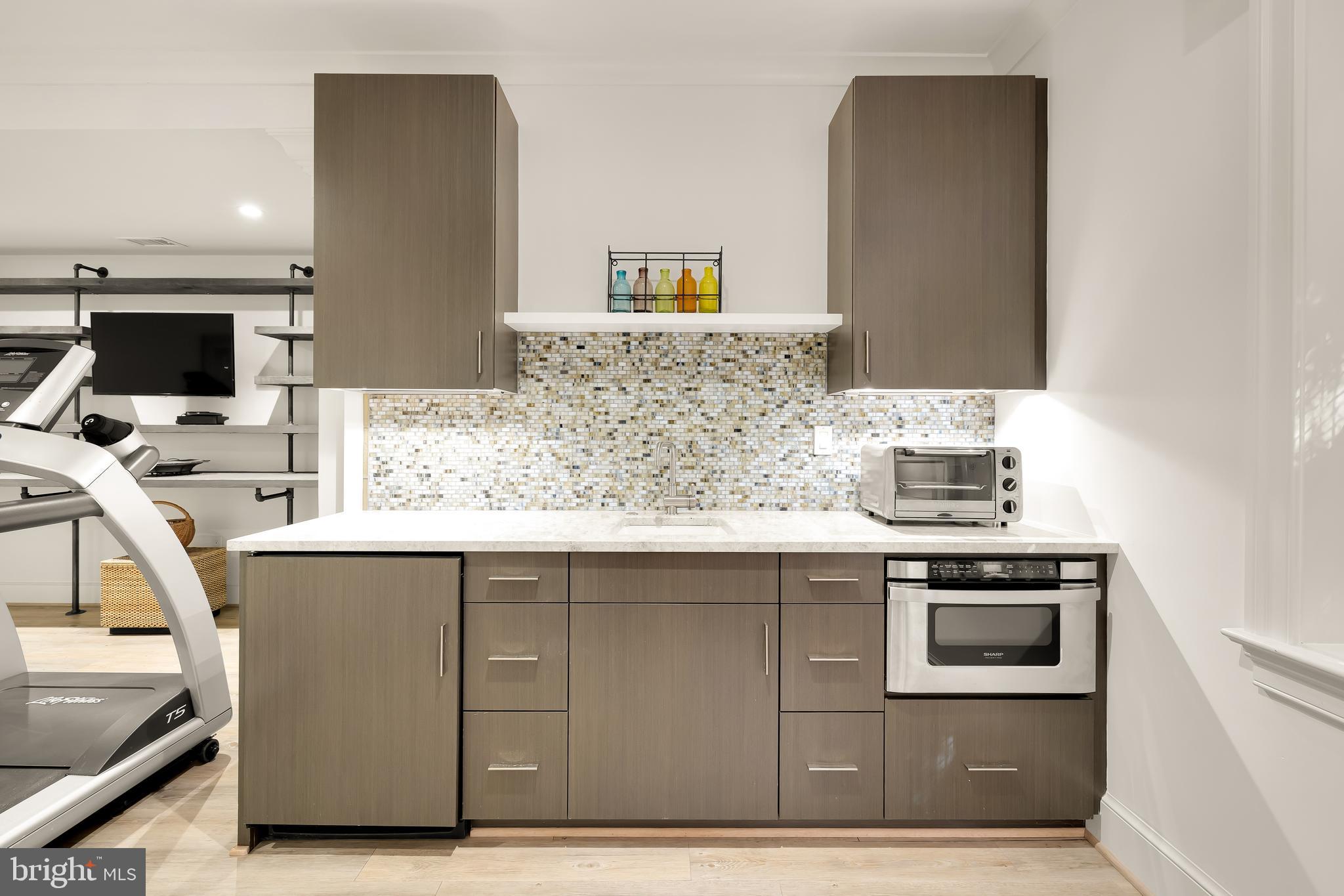 BERKLEY - Residential