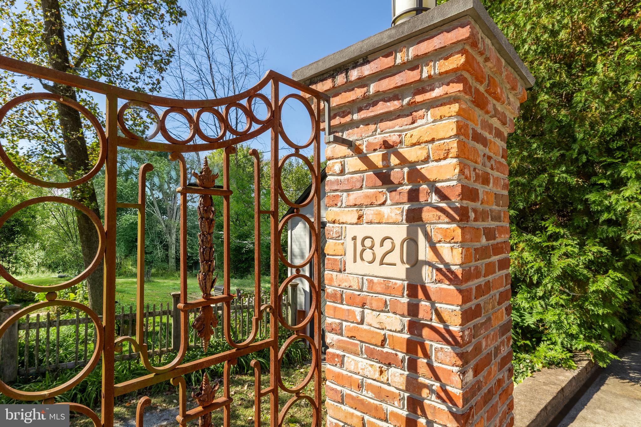 BERKLEY - Residential
