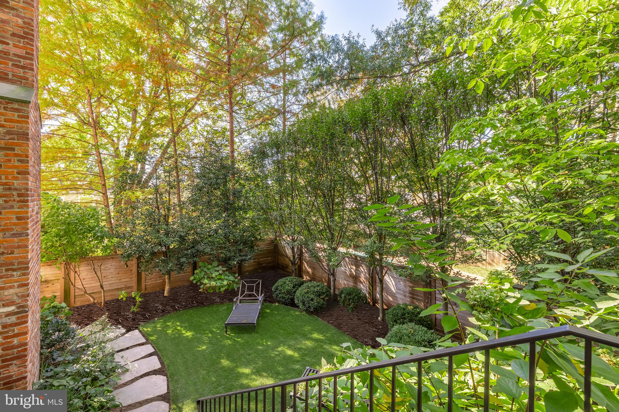 BERKLEY - Residential