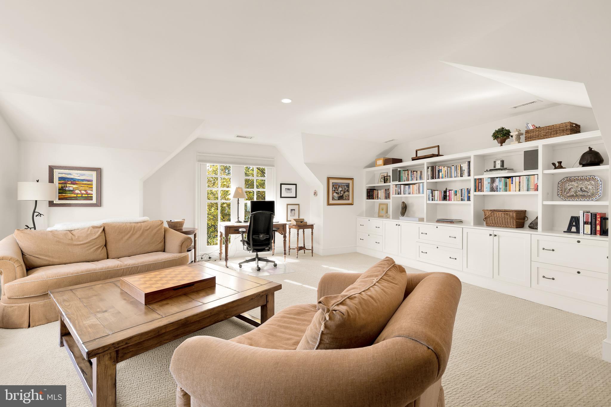 BERKLEY - Residential