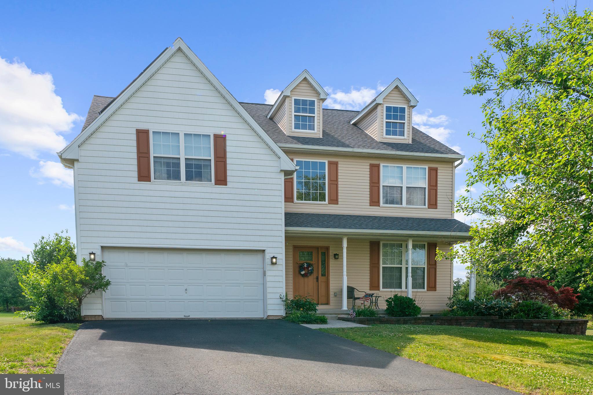 COBBLESTONE CROSSING - Residential