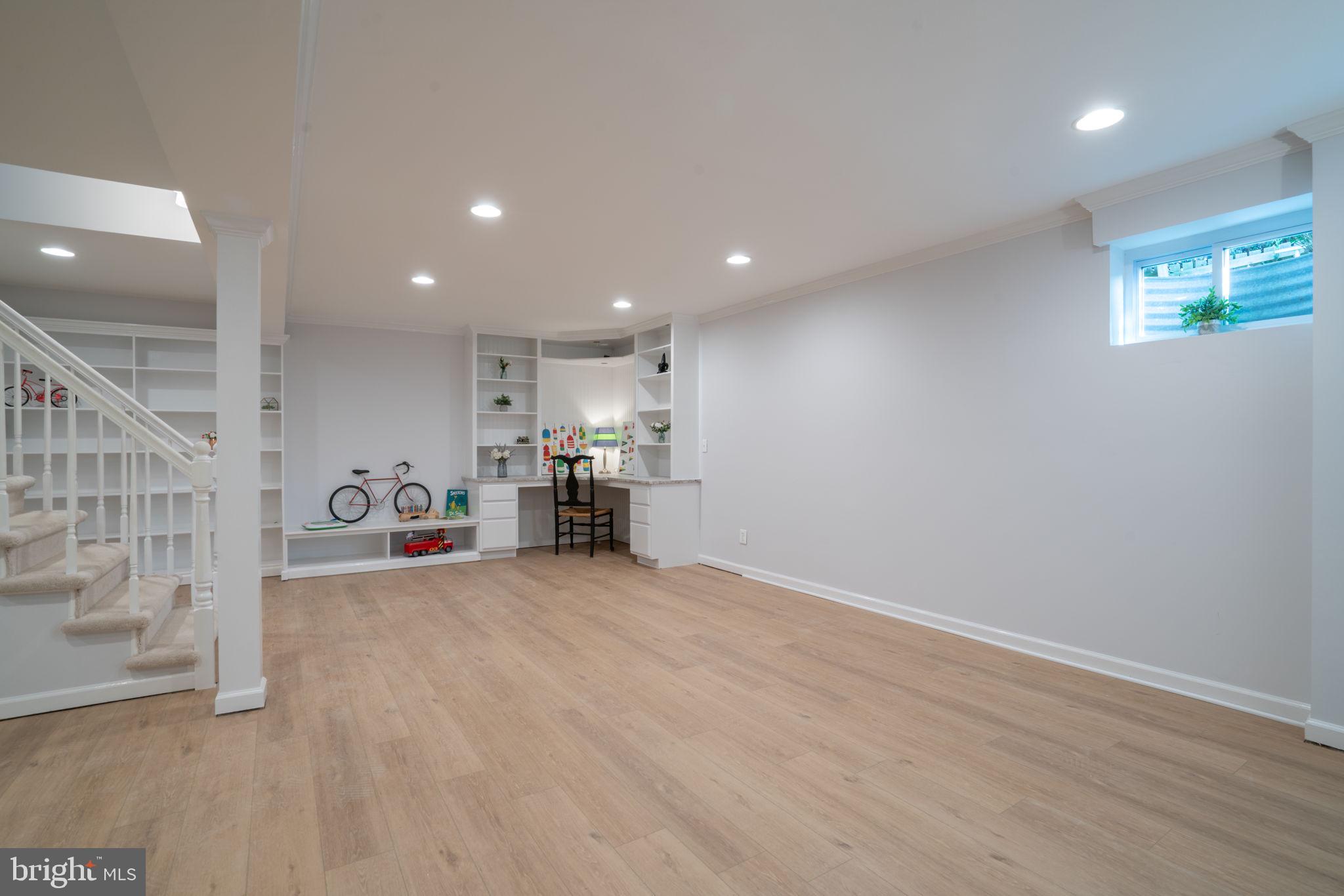 TANGLEWOOD - Residential