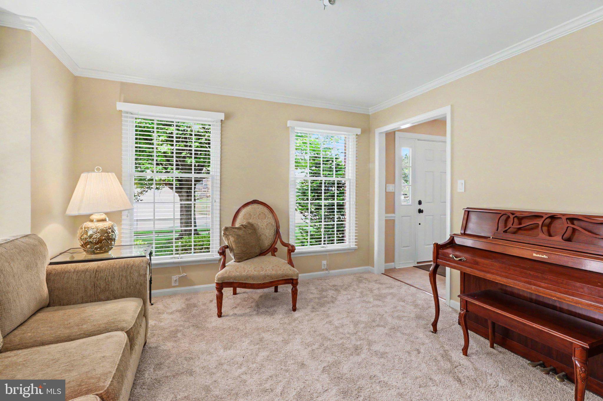 WESTBURY - Residential