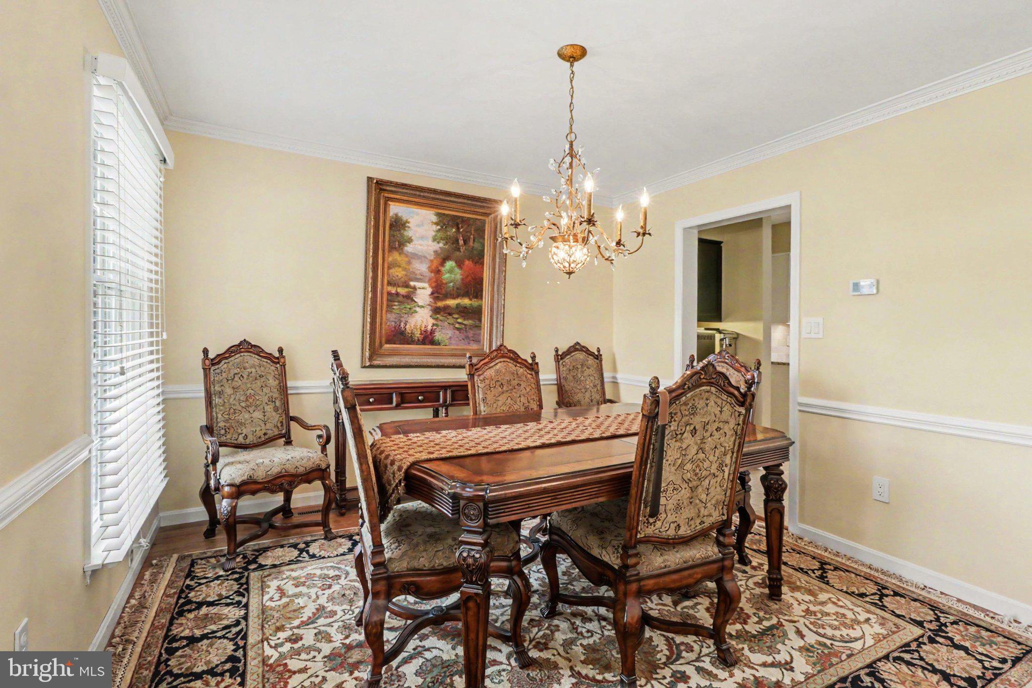 WESTBURY - Residential