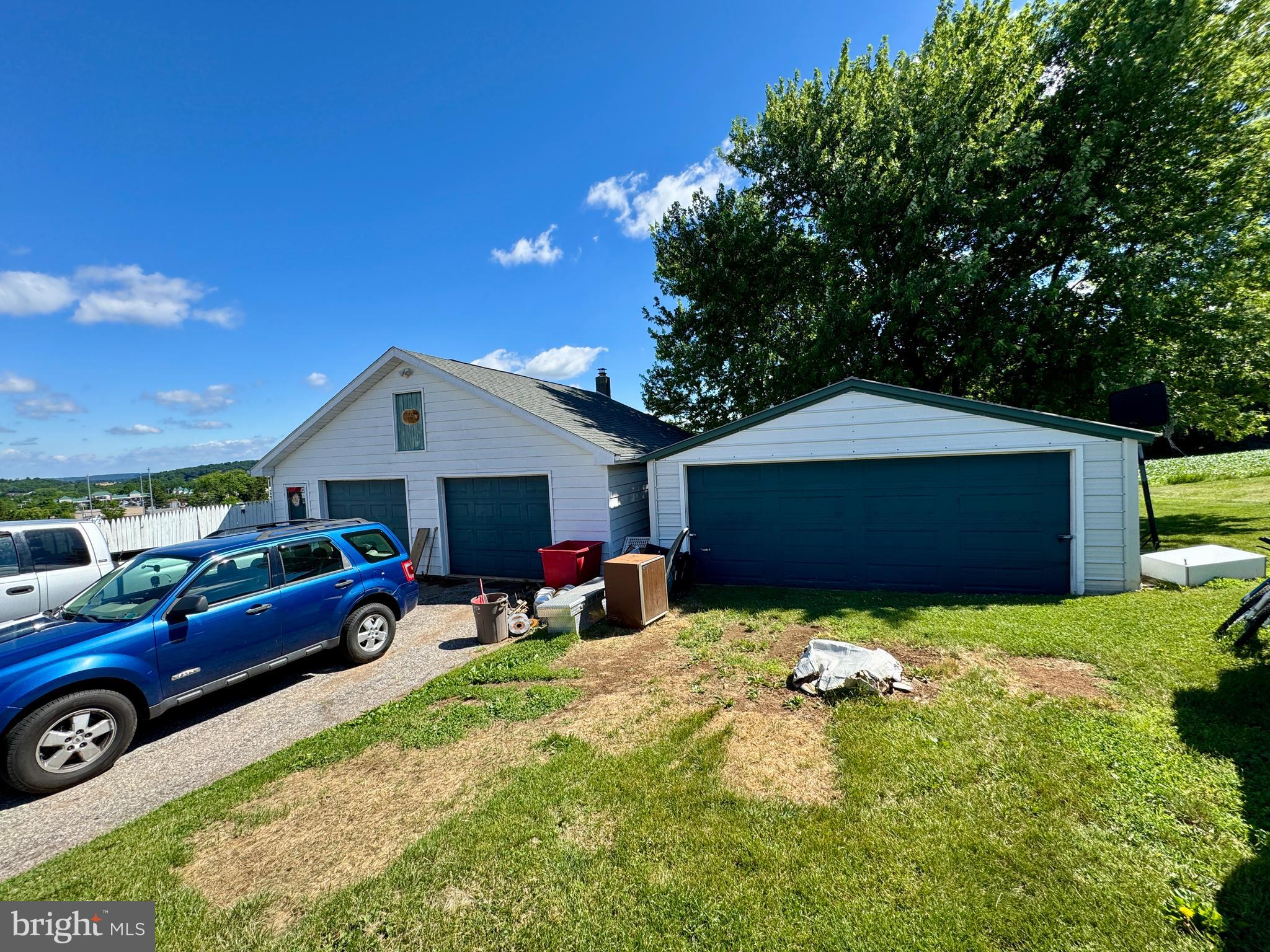 WINDSOR TWP - Residential
