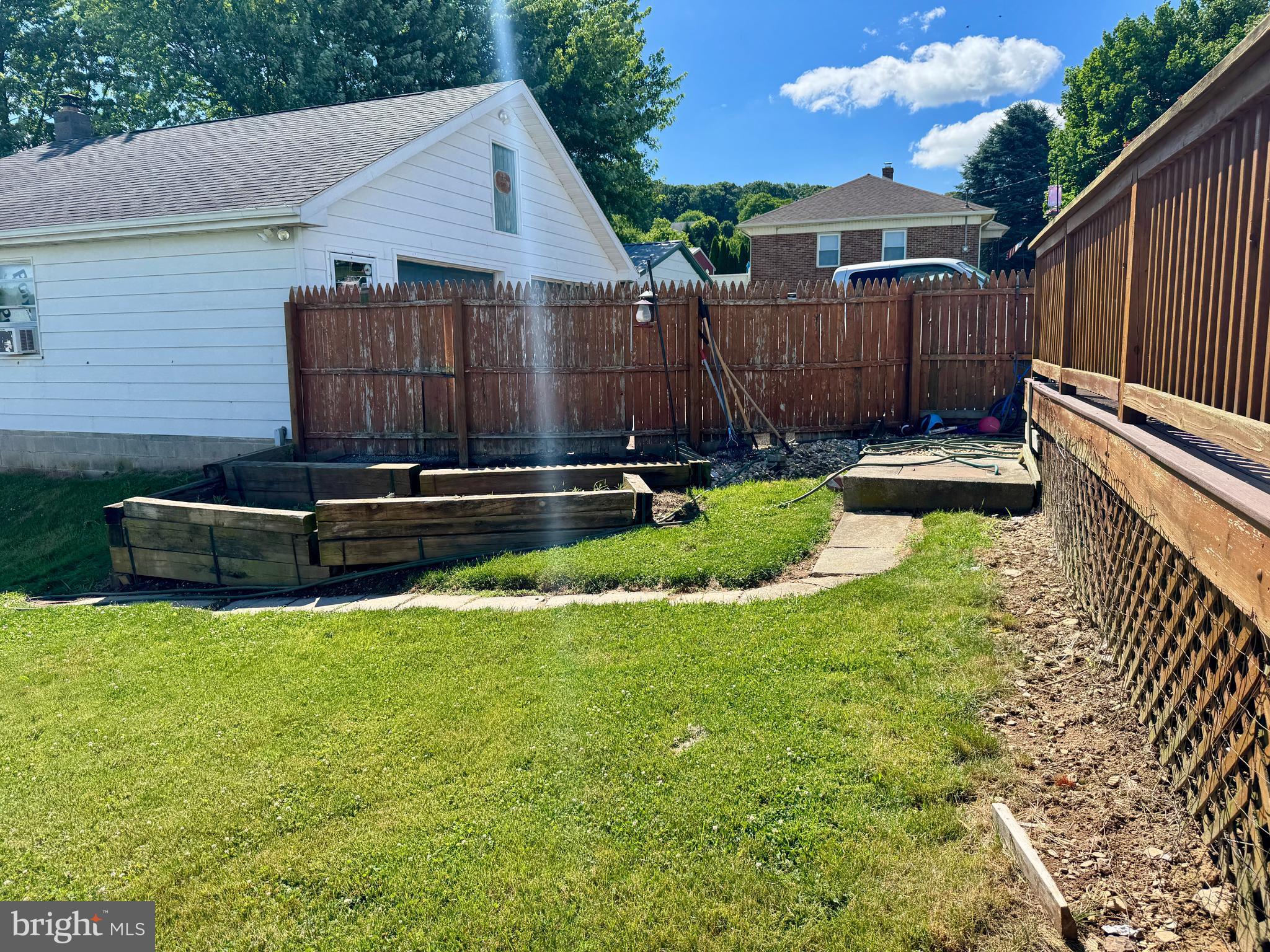 WINDSOR TWP - Residential