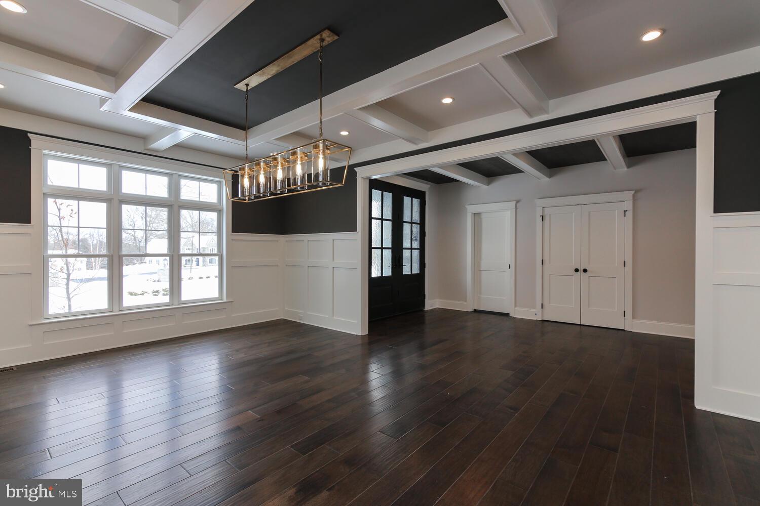 CENTREVILLE - Residential
