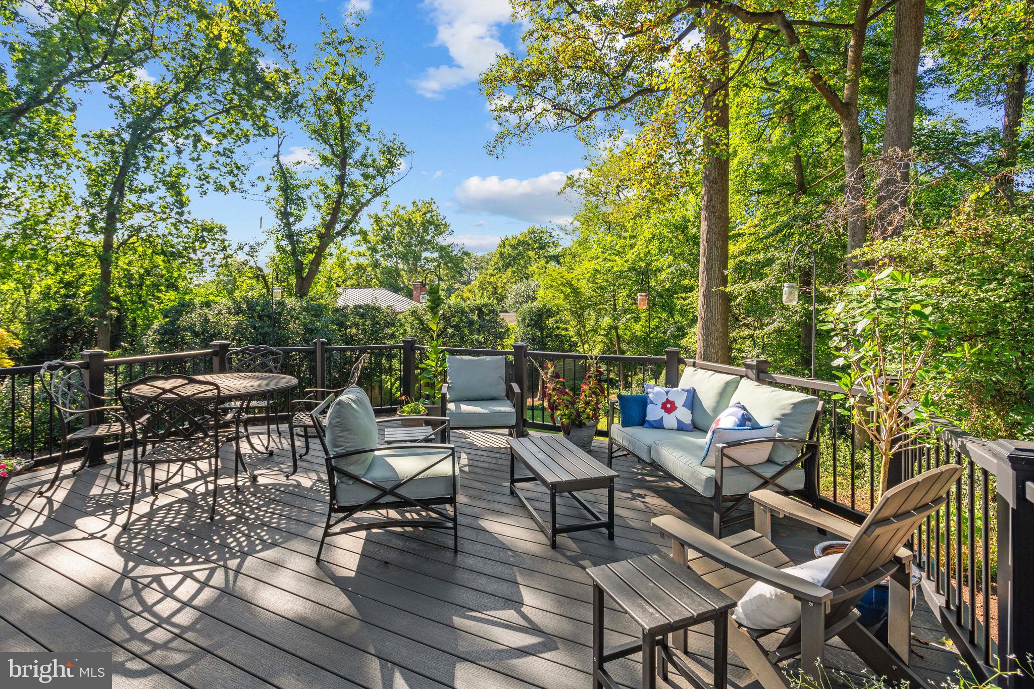 SHIRLEY WOODS - Residential