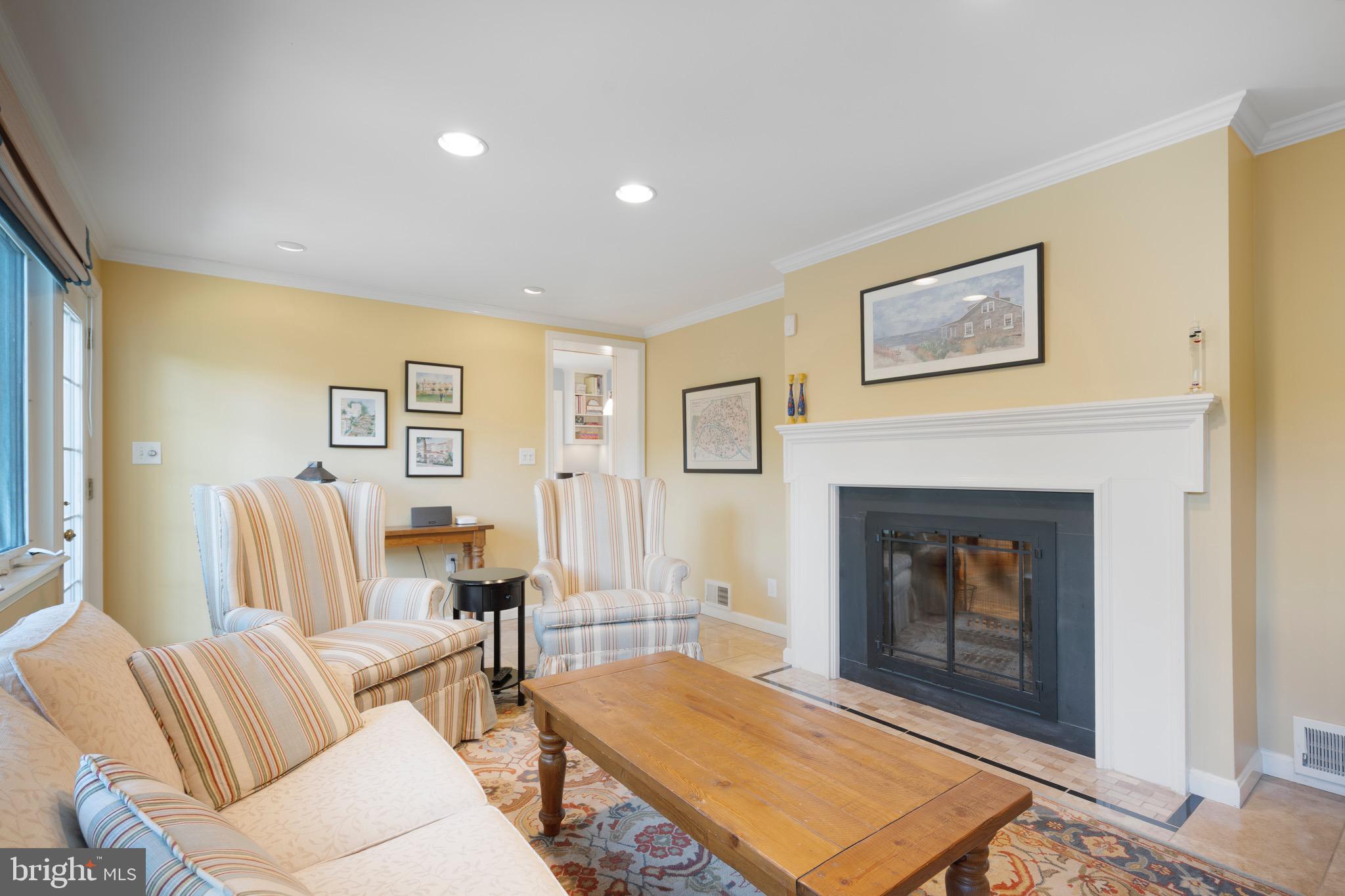 SHIRLEY WOODS - Residential