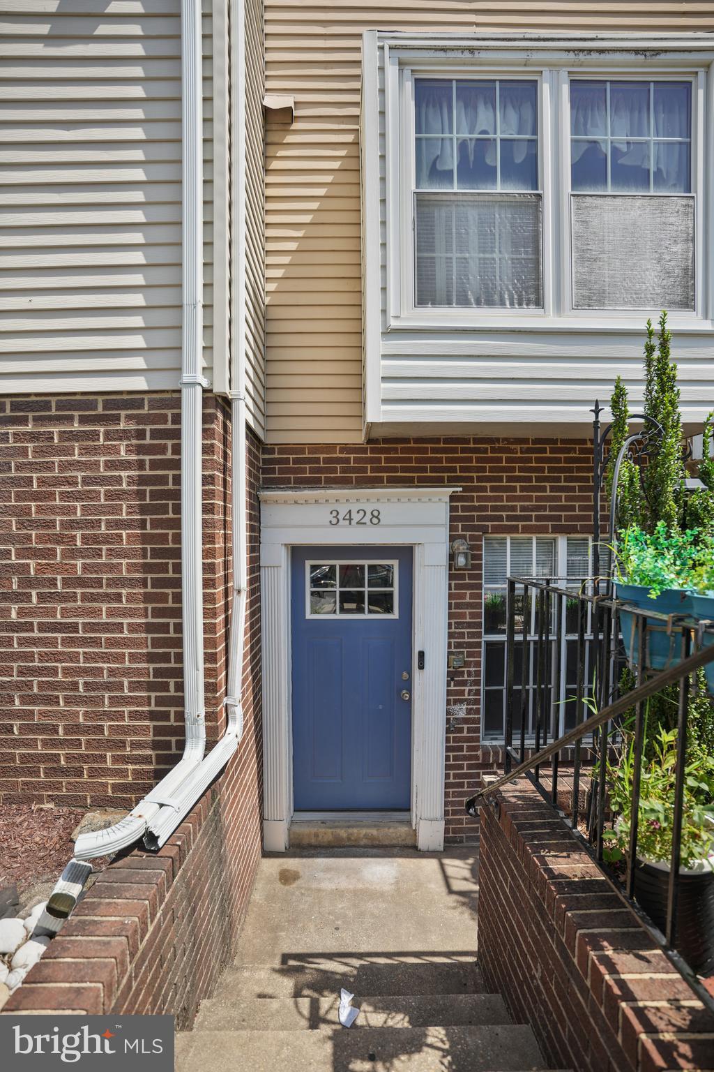 GREENCASTLE MANOR - Residential