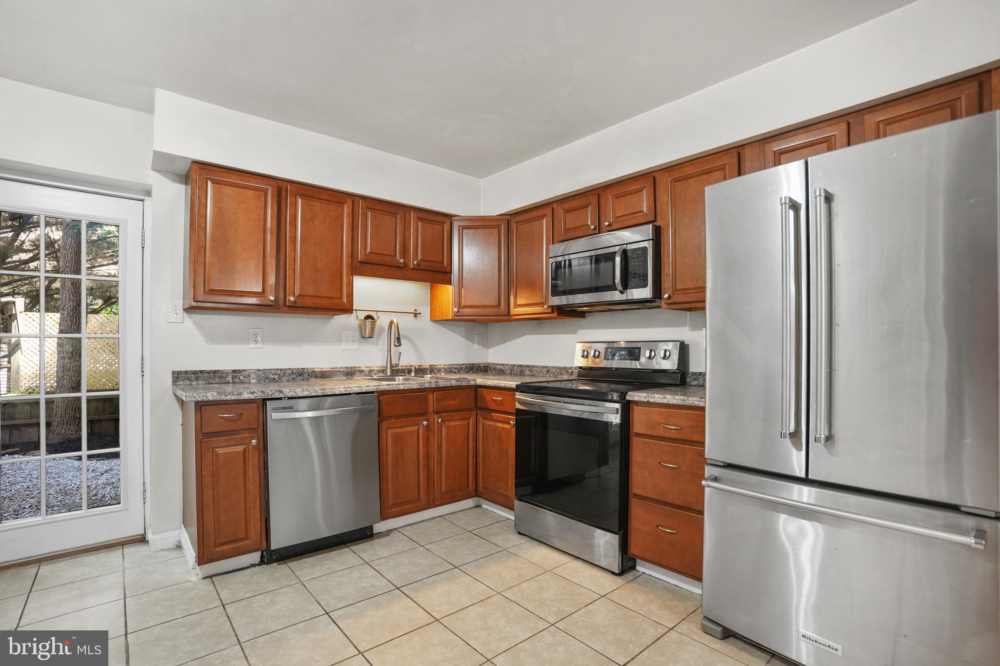 GREENCASTLE MANOR - Residential