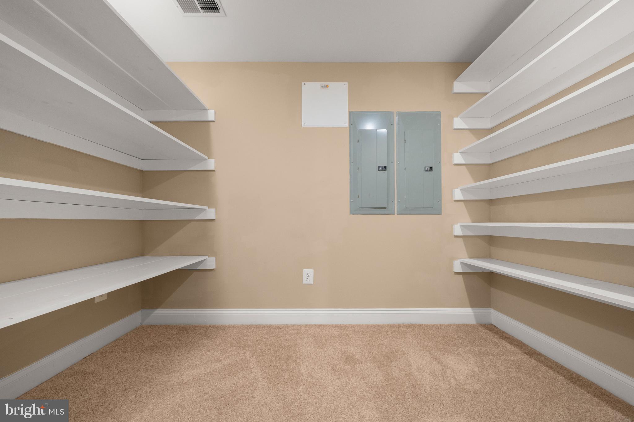 BAYCREST - Residential