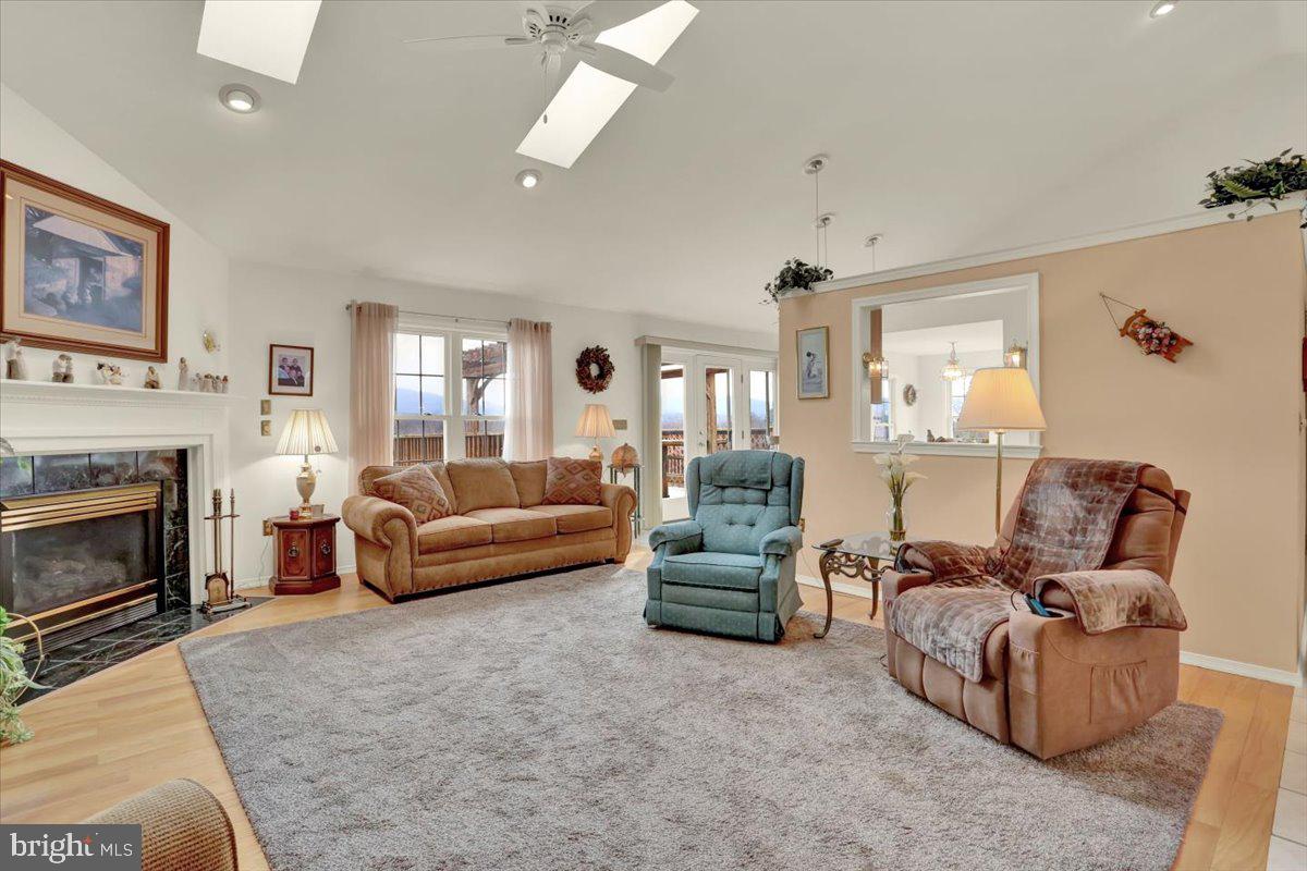 CLEARVIEW HEIGHTS - Residential