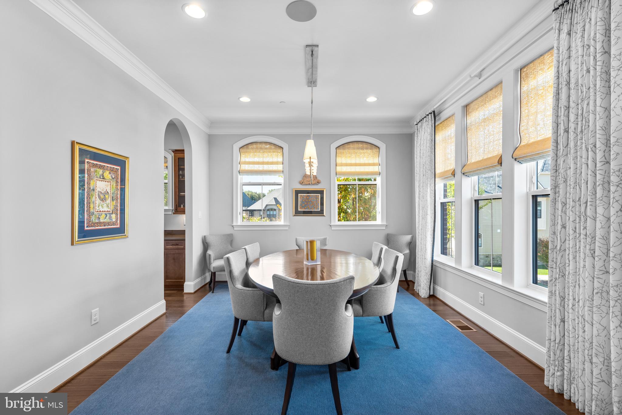CROWN - Residential