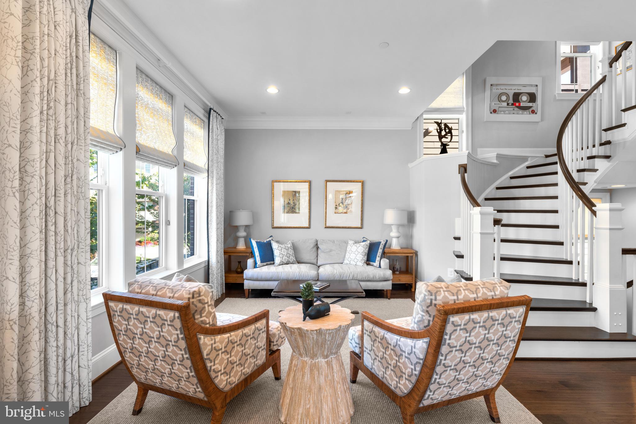 CROWN - Residential