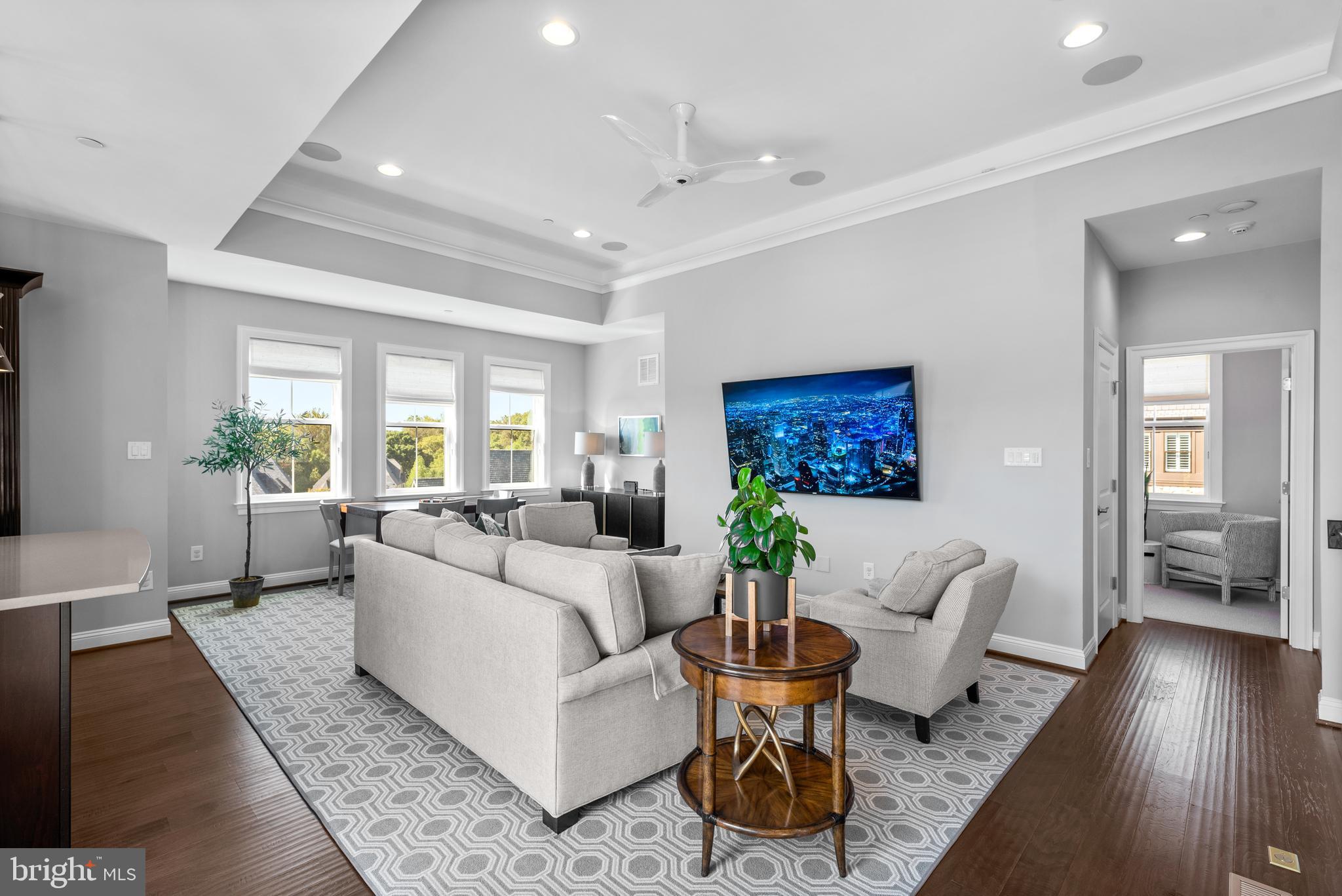 CROWN - Residential