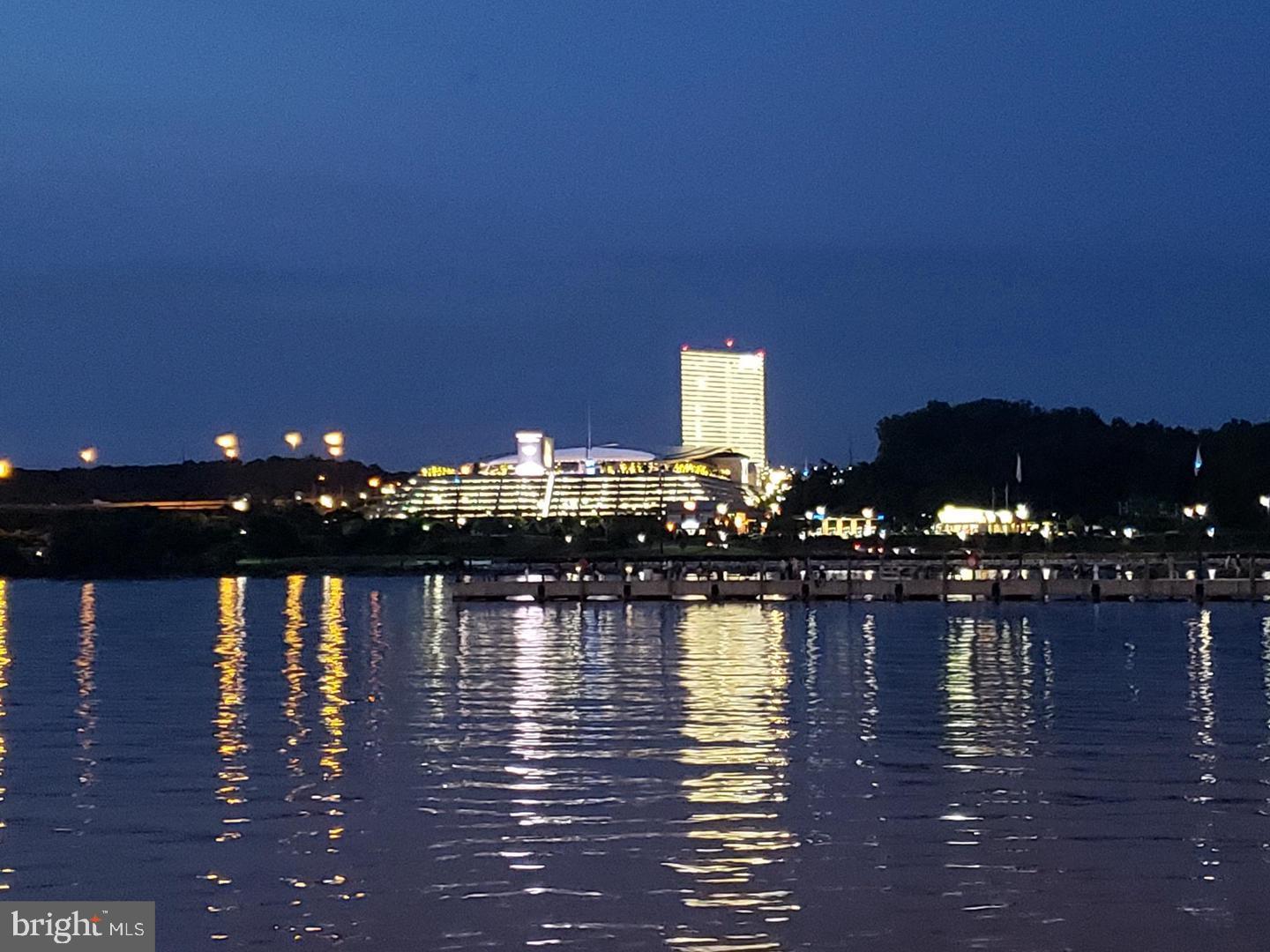 NATIONAL HARBOR - Residential