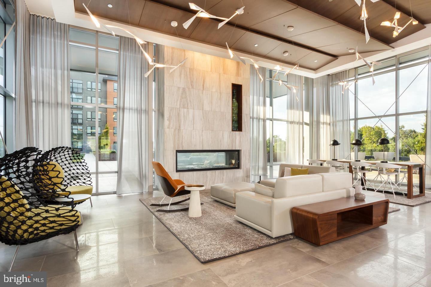 NATIONAL HARBOR - Residential