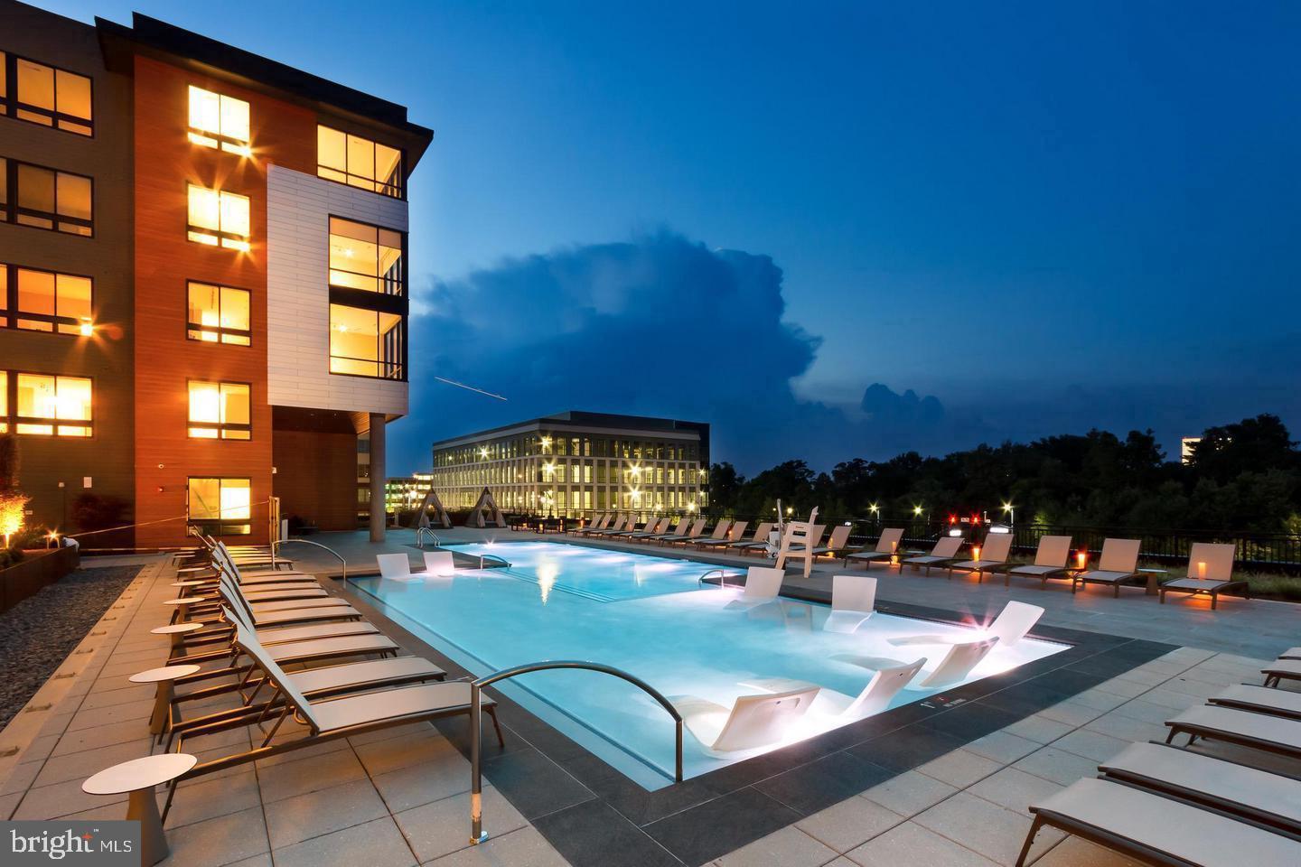 NATIONAL HARBOR - Residential