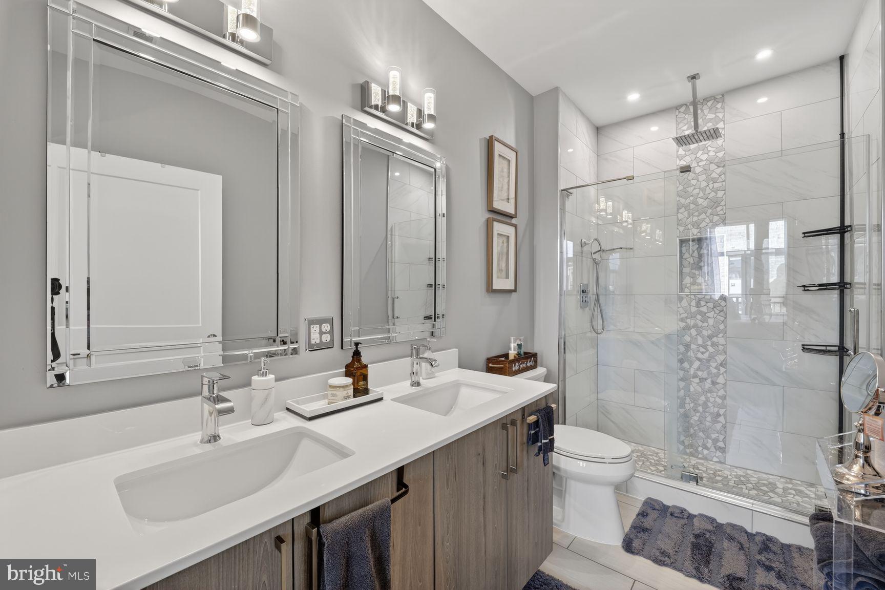 NATIONAL HARBOR - Residential