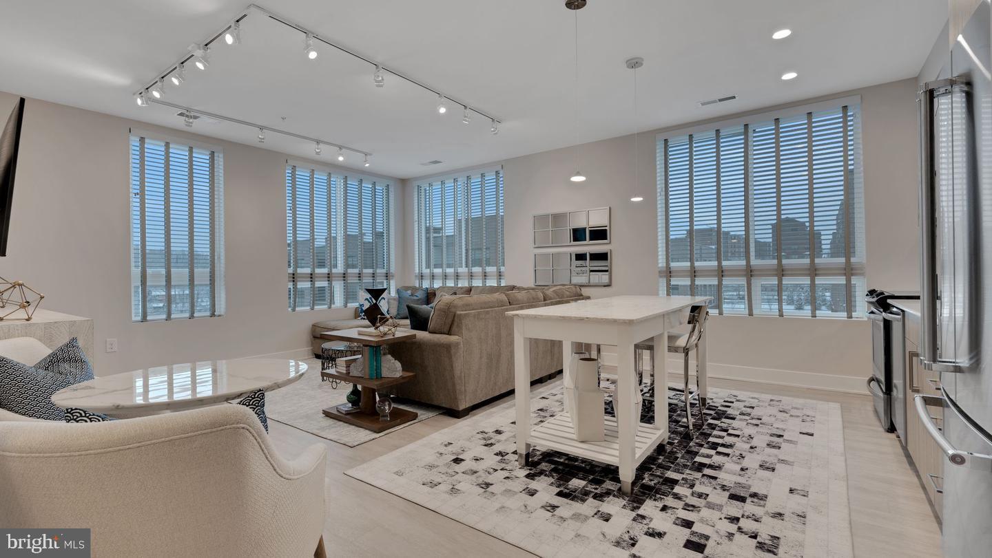 NATIONAL HARBOR - Residential