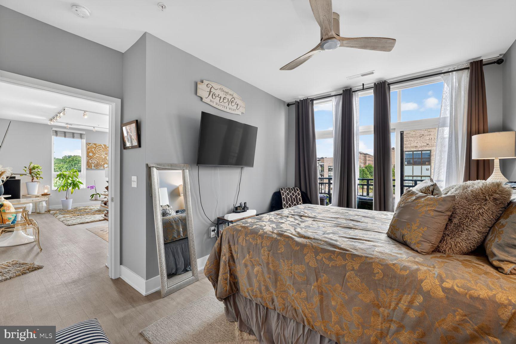 NATIONAL HARBOR - Residential