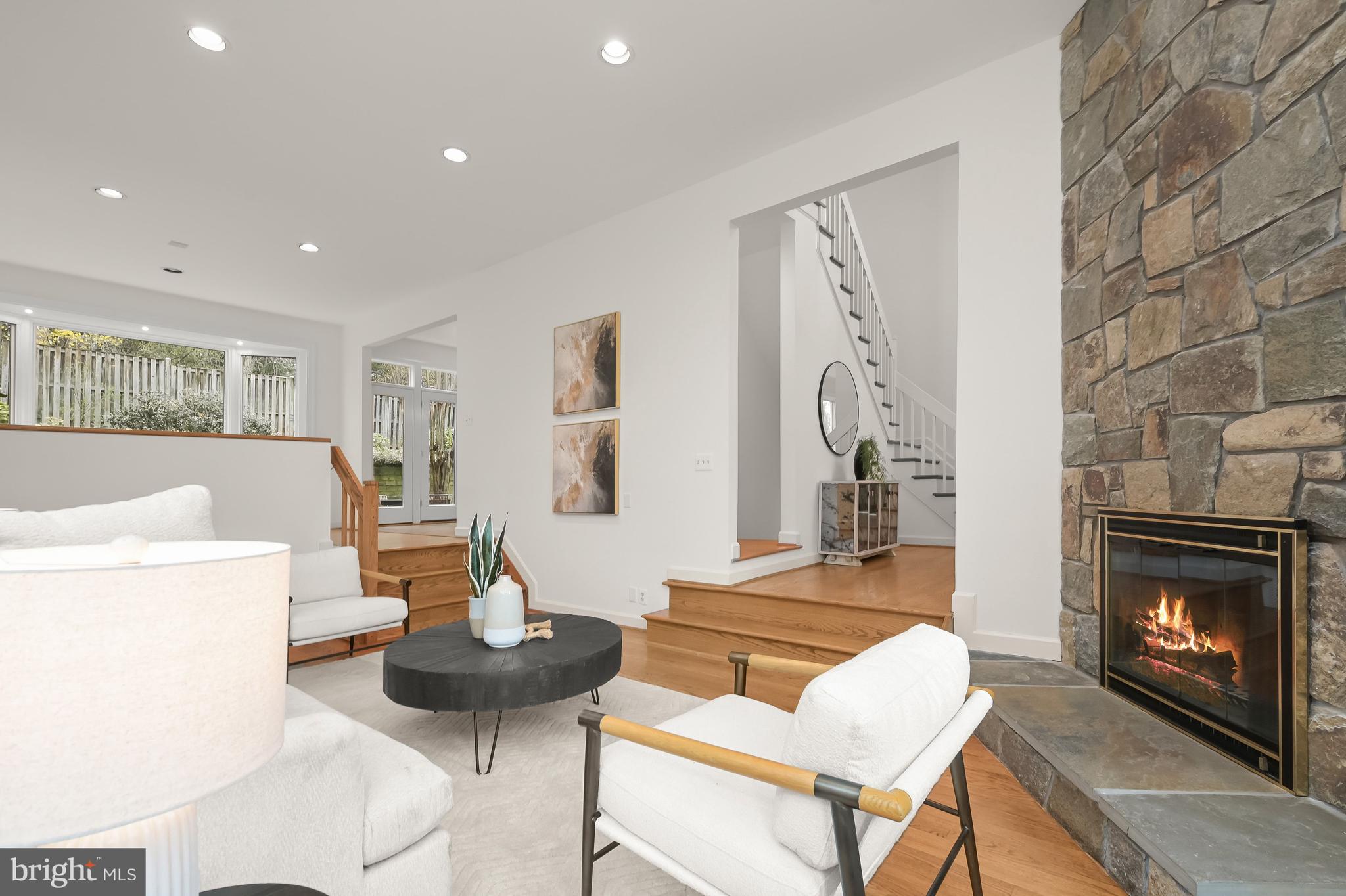 LOCUST RIDGE - Residential