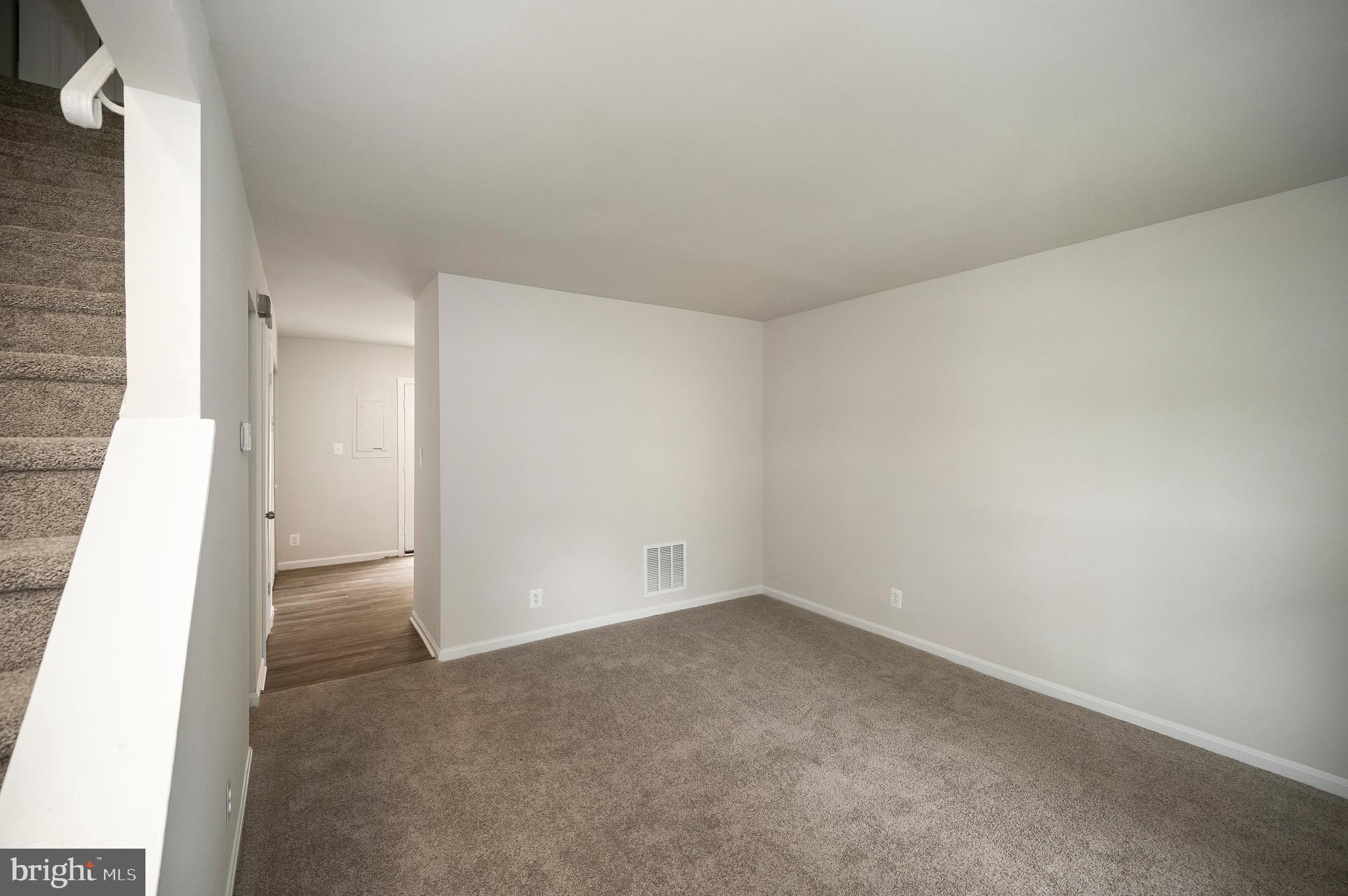 STAFFORD MEADOWS - Residential