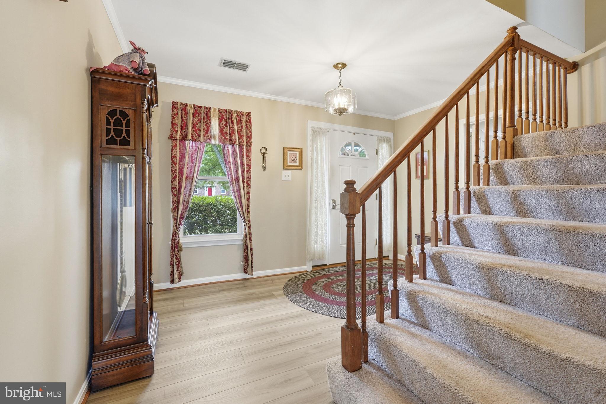 COUNTRY PLACE - Residential