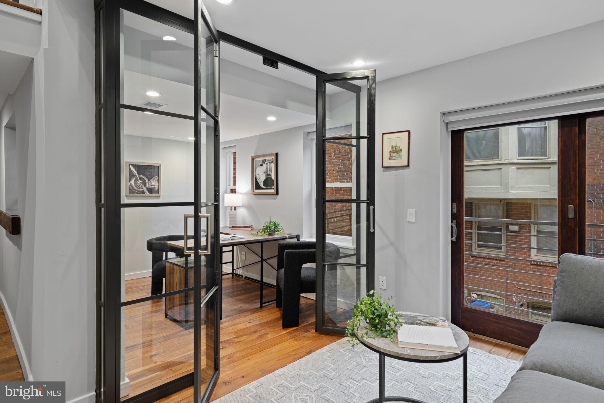 CENTER CITY - Residential