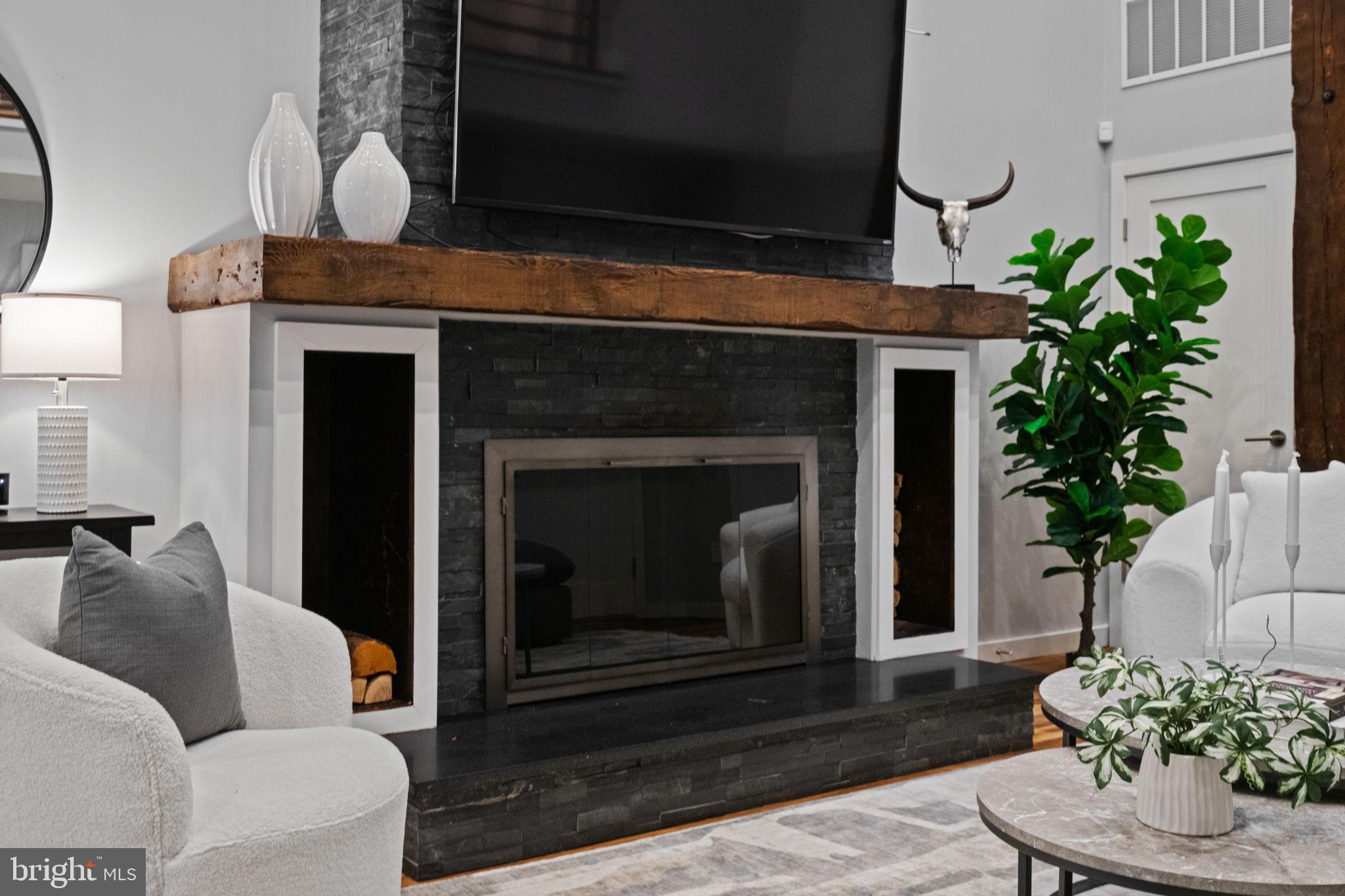 CENTER CITY - Residential