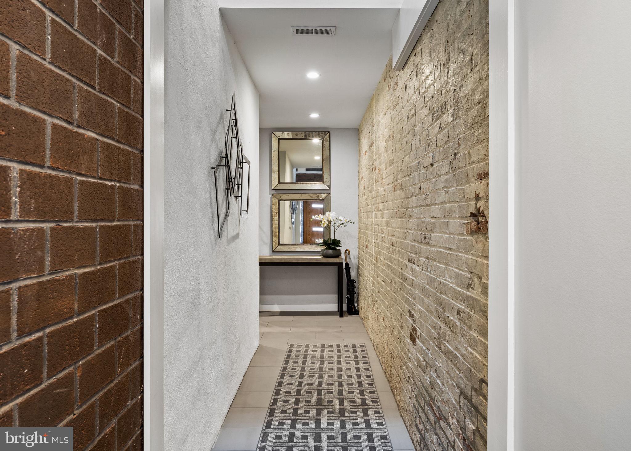 CENTER CITY - Residential