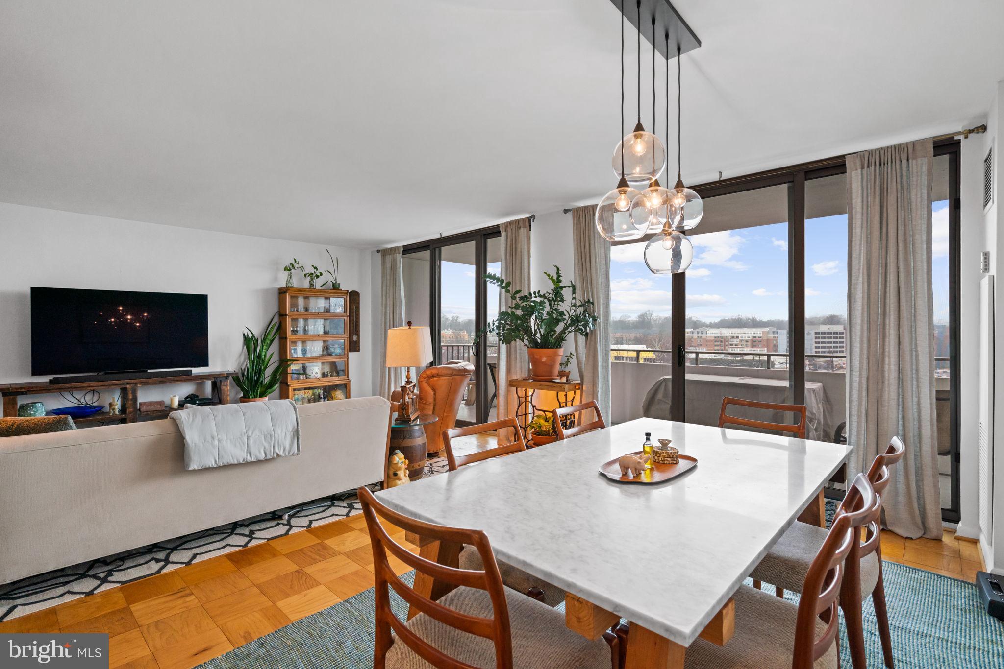 KENWOOD - Residential