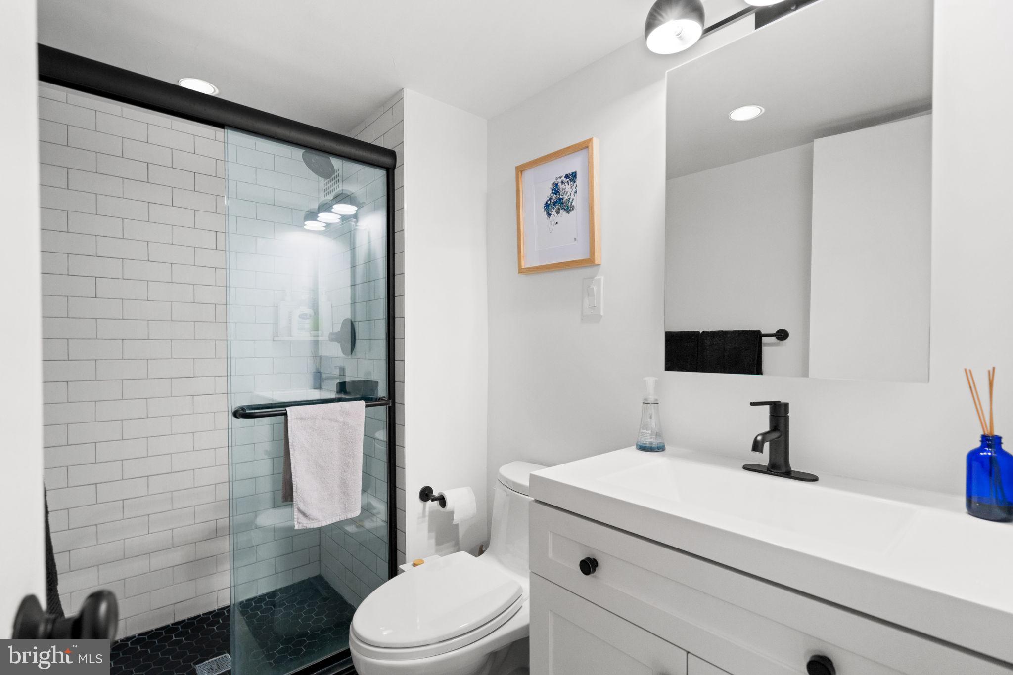 KENWOOD - Residential