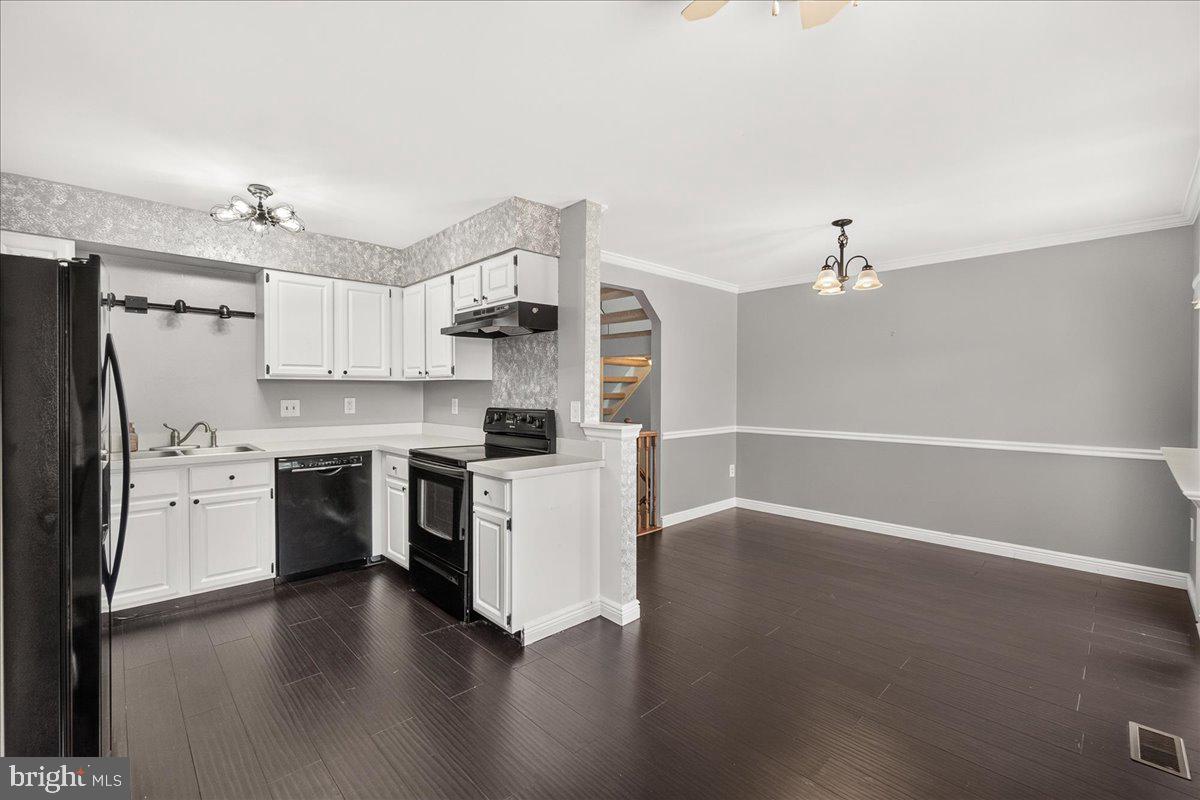 SUMMERFIELD - Residential