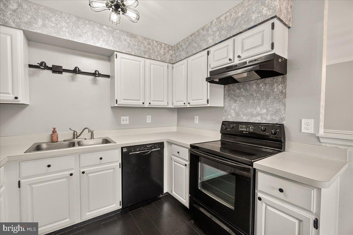 SUMMERFIELD - Residential