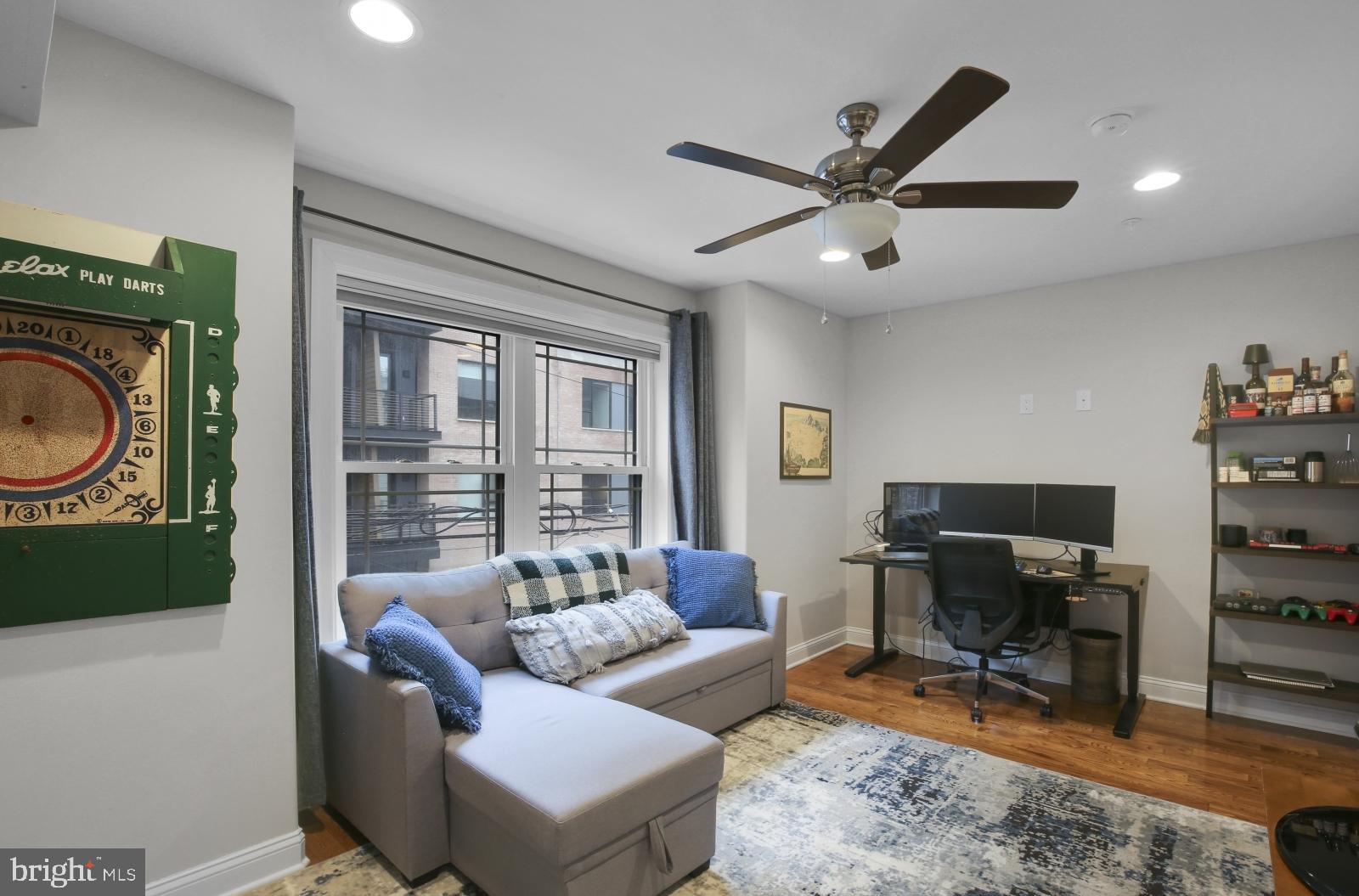 OLDE KENSINGTON - Residential Lease
