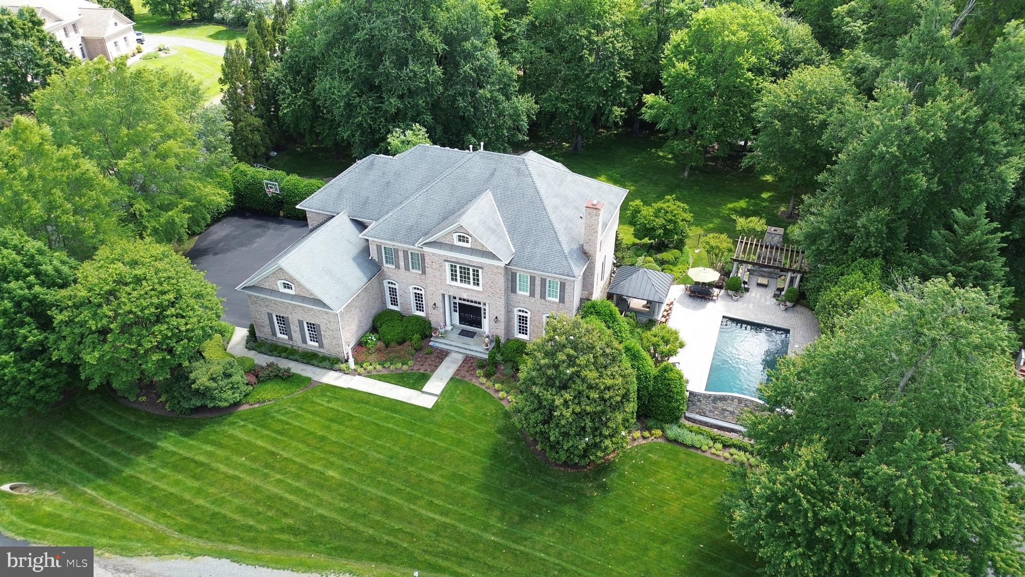 ESTATES OF LONGWOOD - Residential