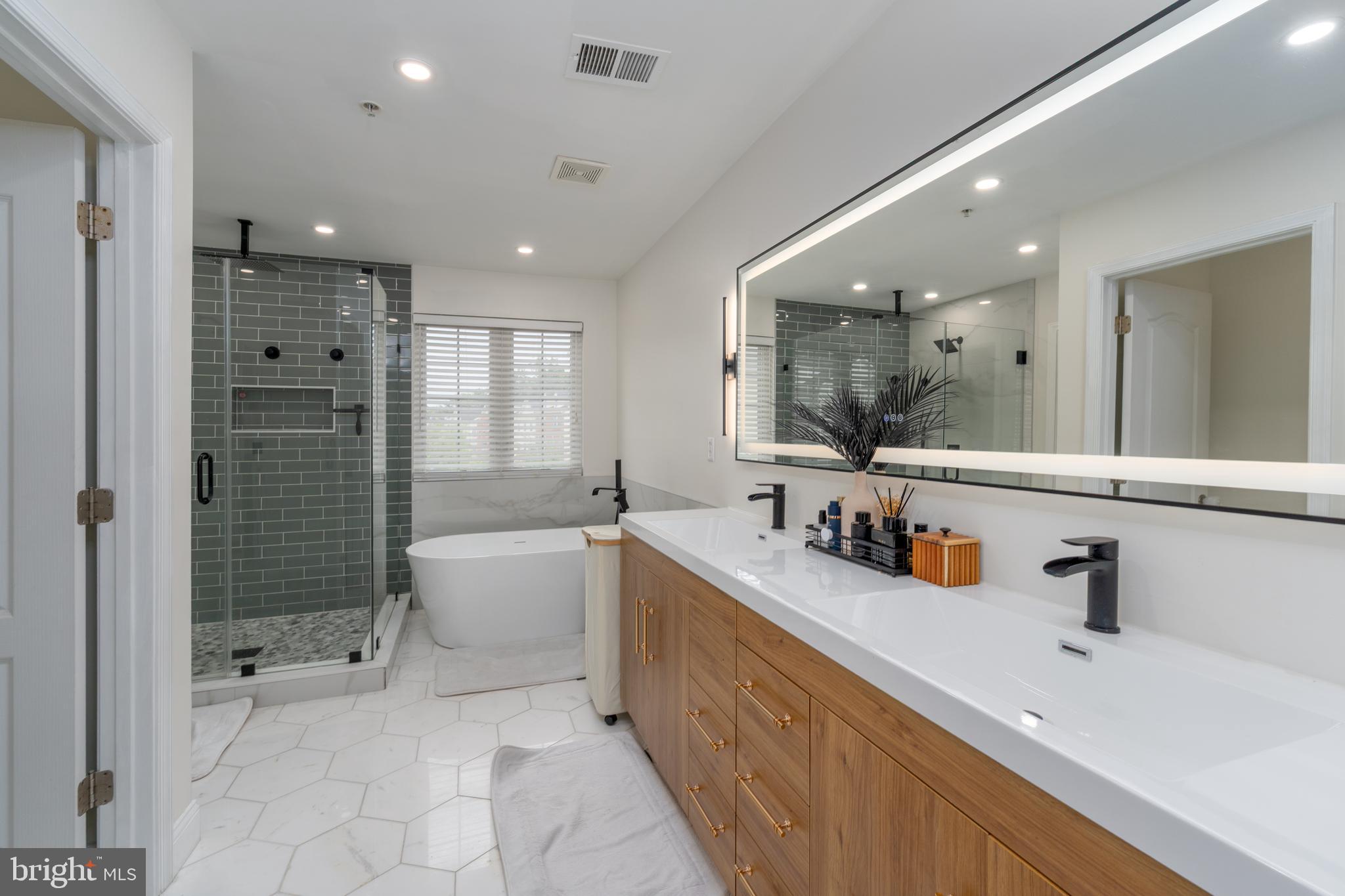 FIELDSTONE PRESERVE - Residential