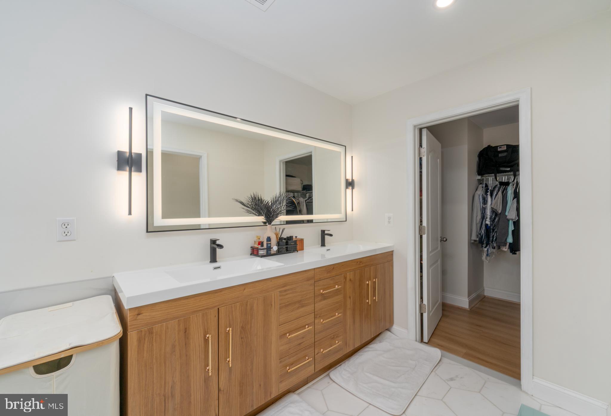FIELDSTONE PRESERVE - Residential