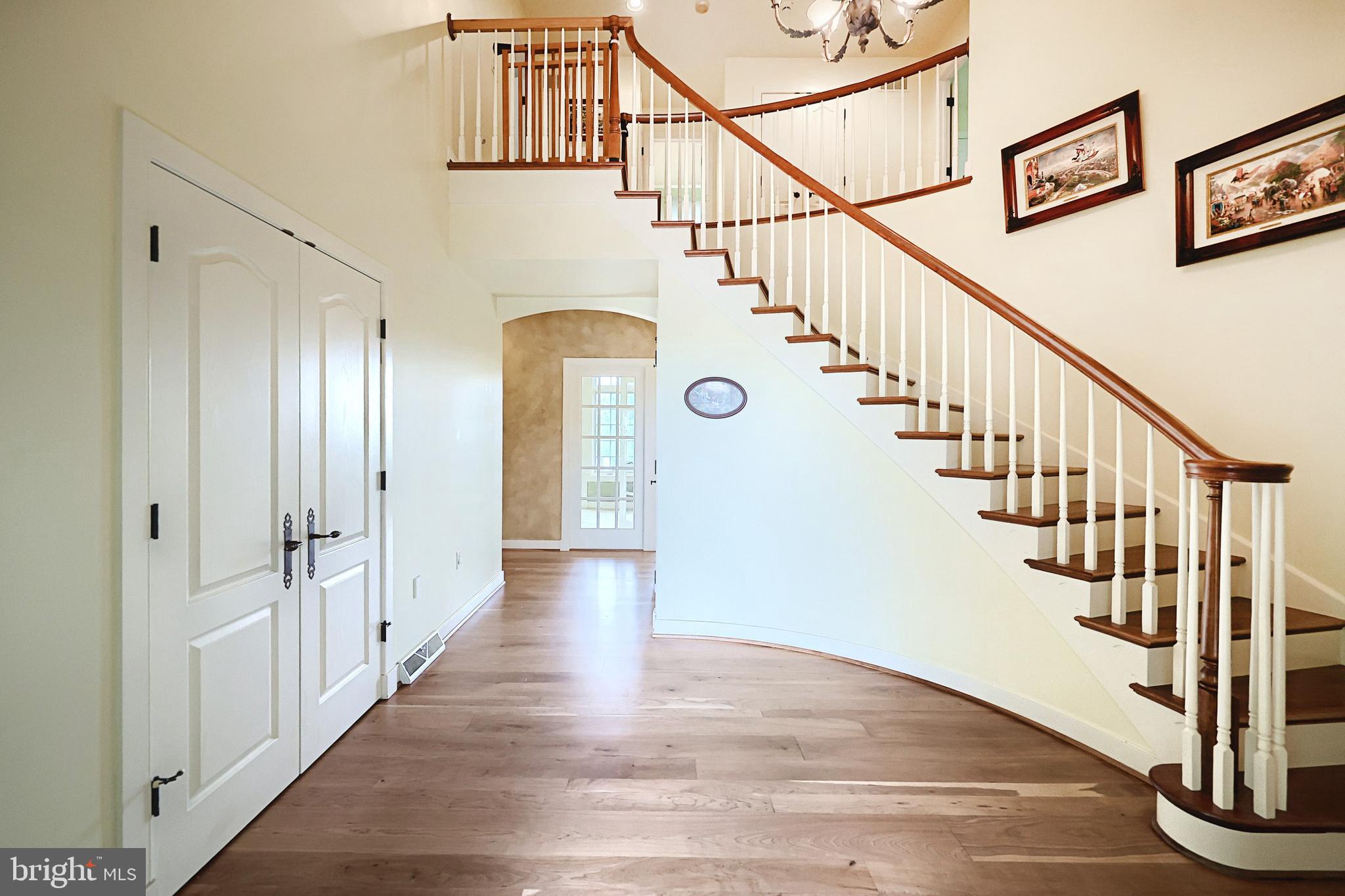 LAUXMONT FARMS - Residential