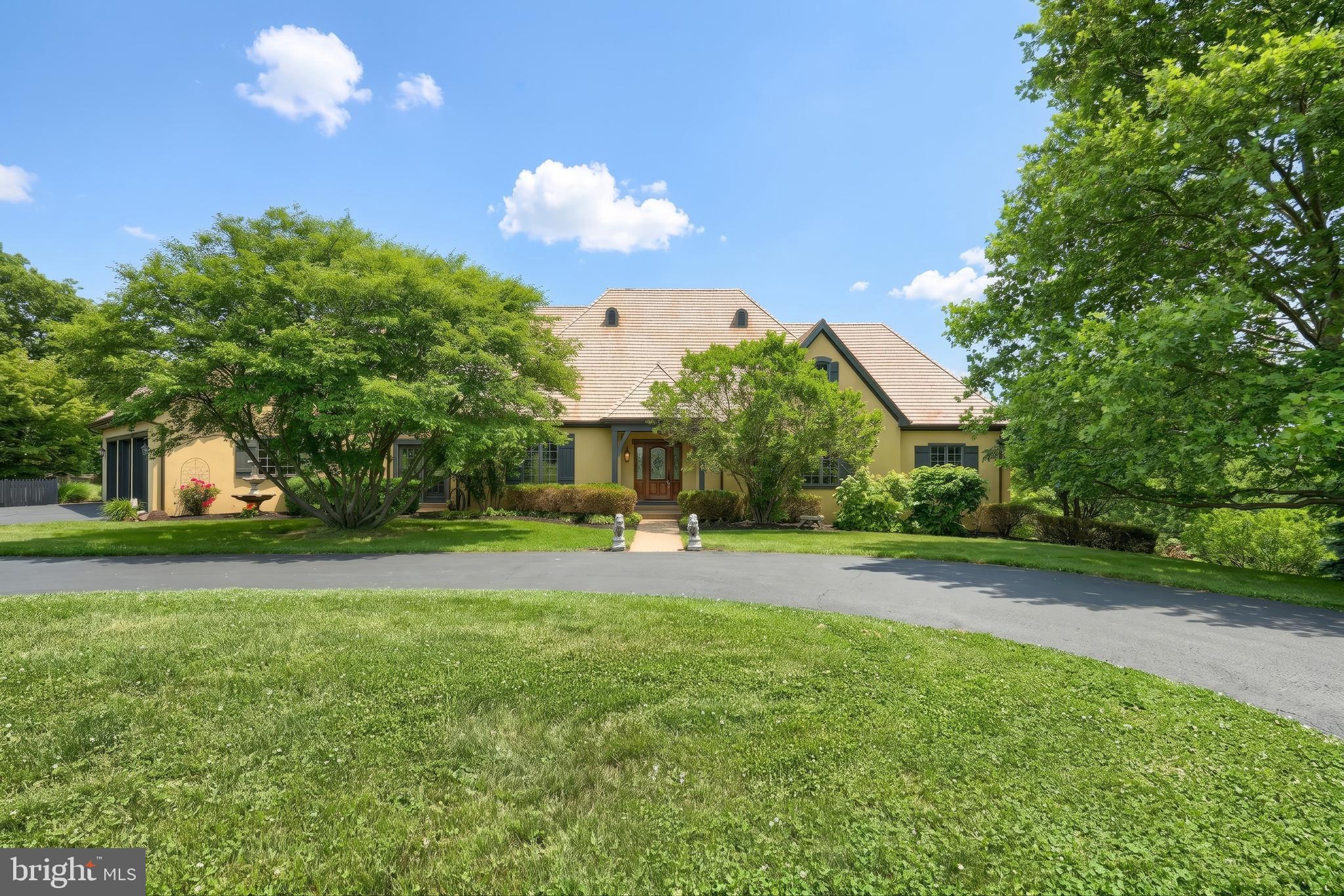 LAUXMONT FARMS - Residential