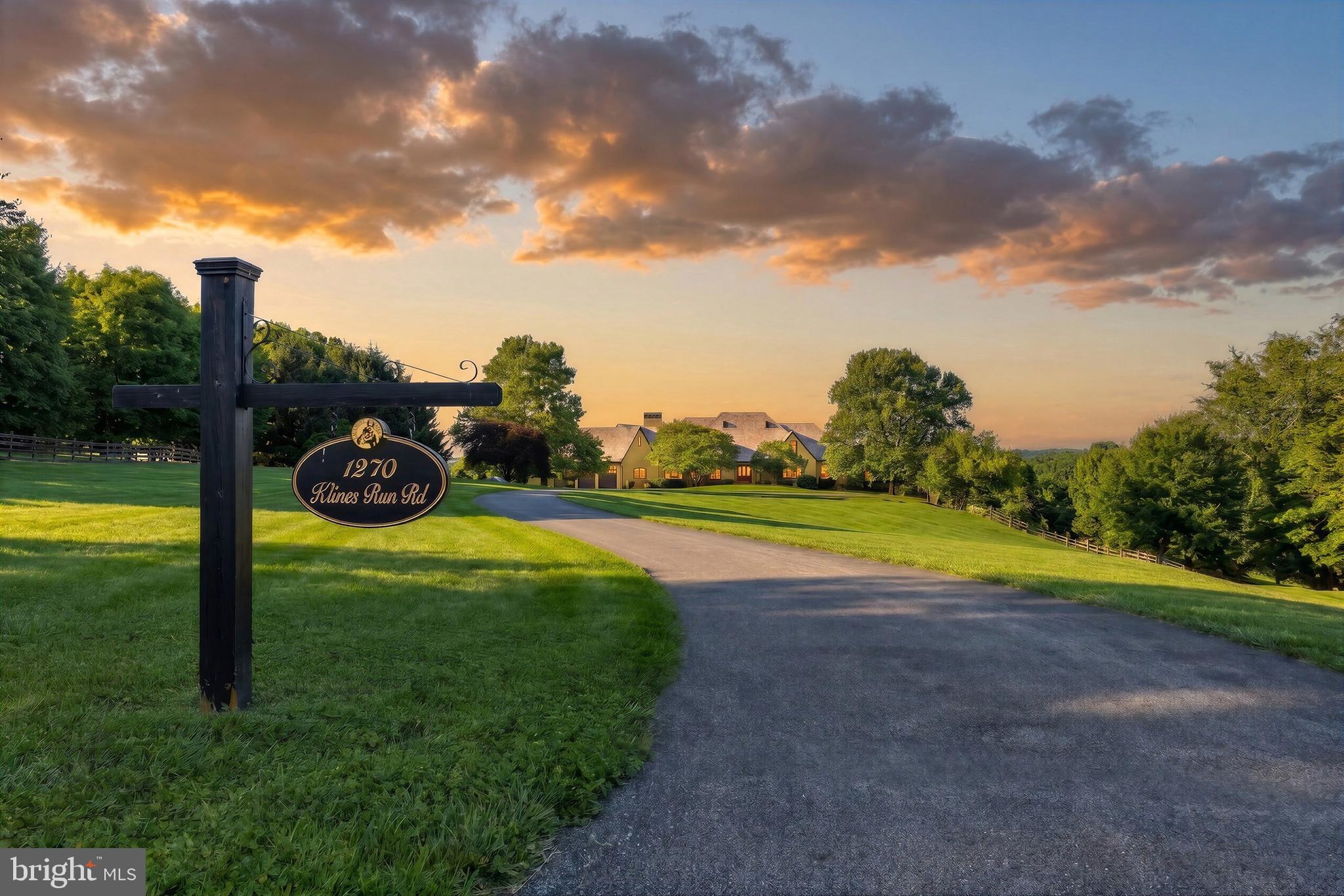 LAUXMONT FARMS - Residential