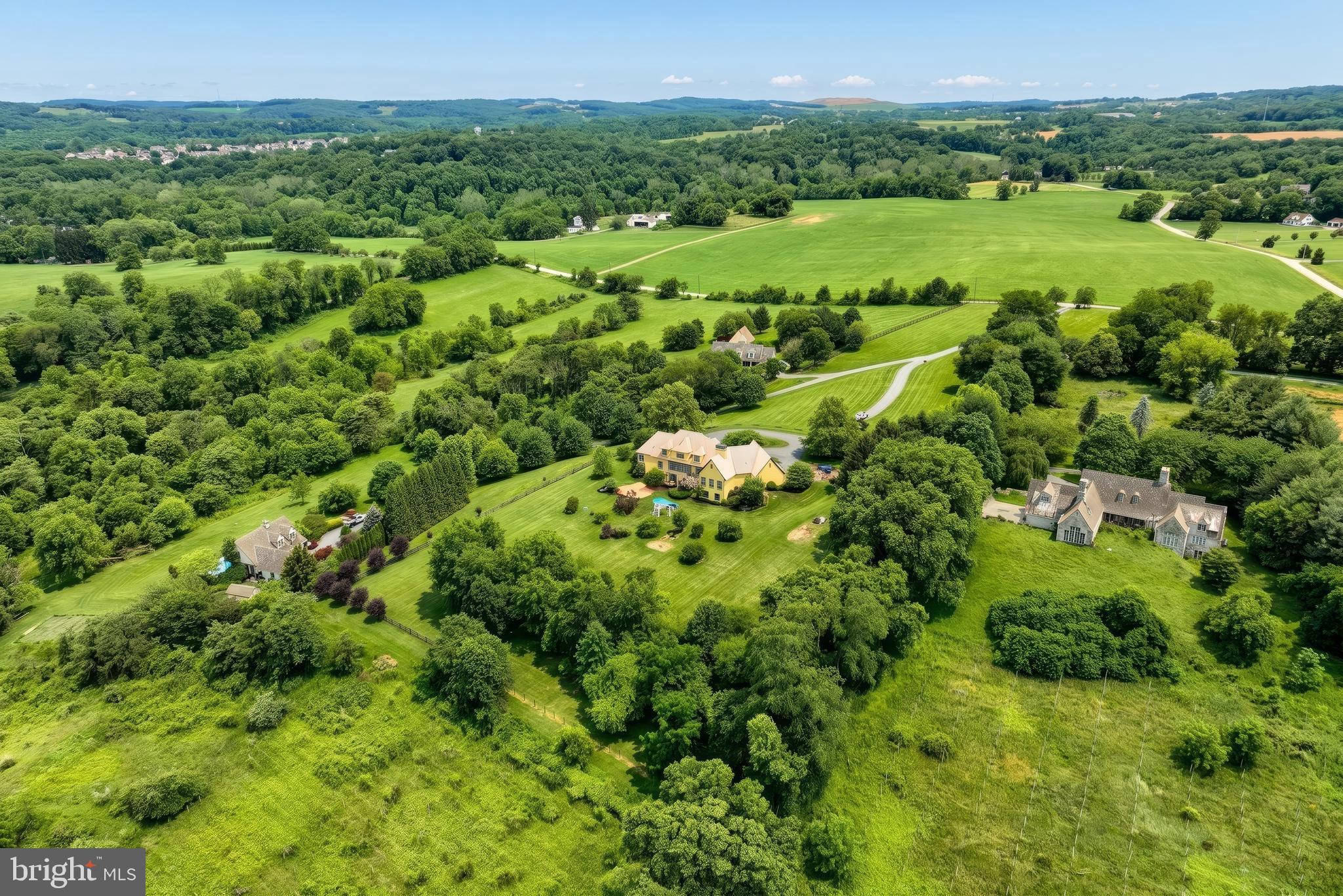 LAUXMONT FARMS - Residential