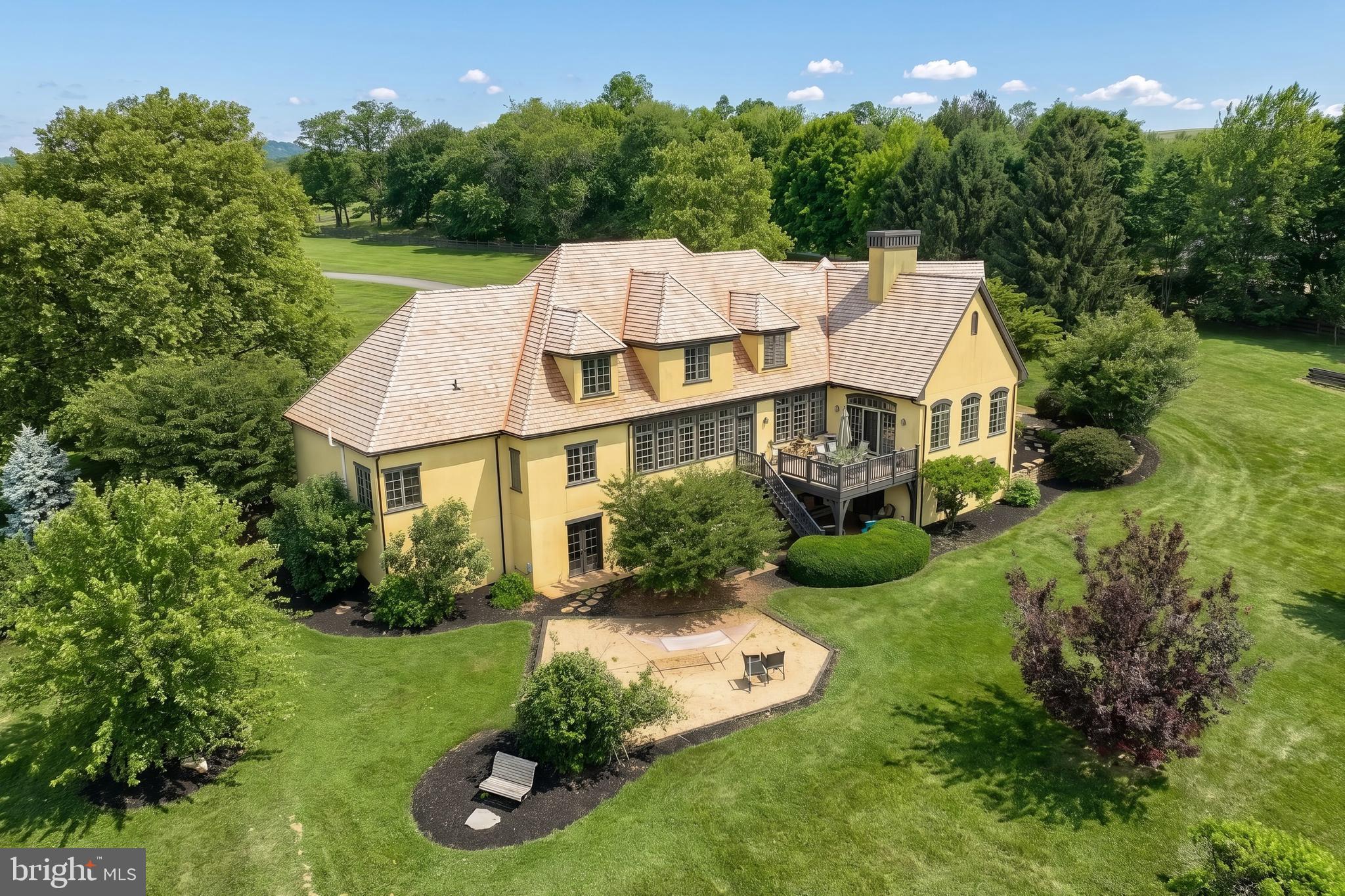 LAUXMONT FARMS - Residential