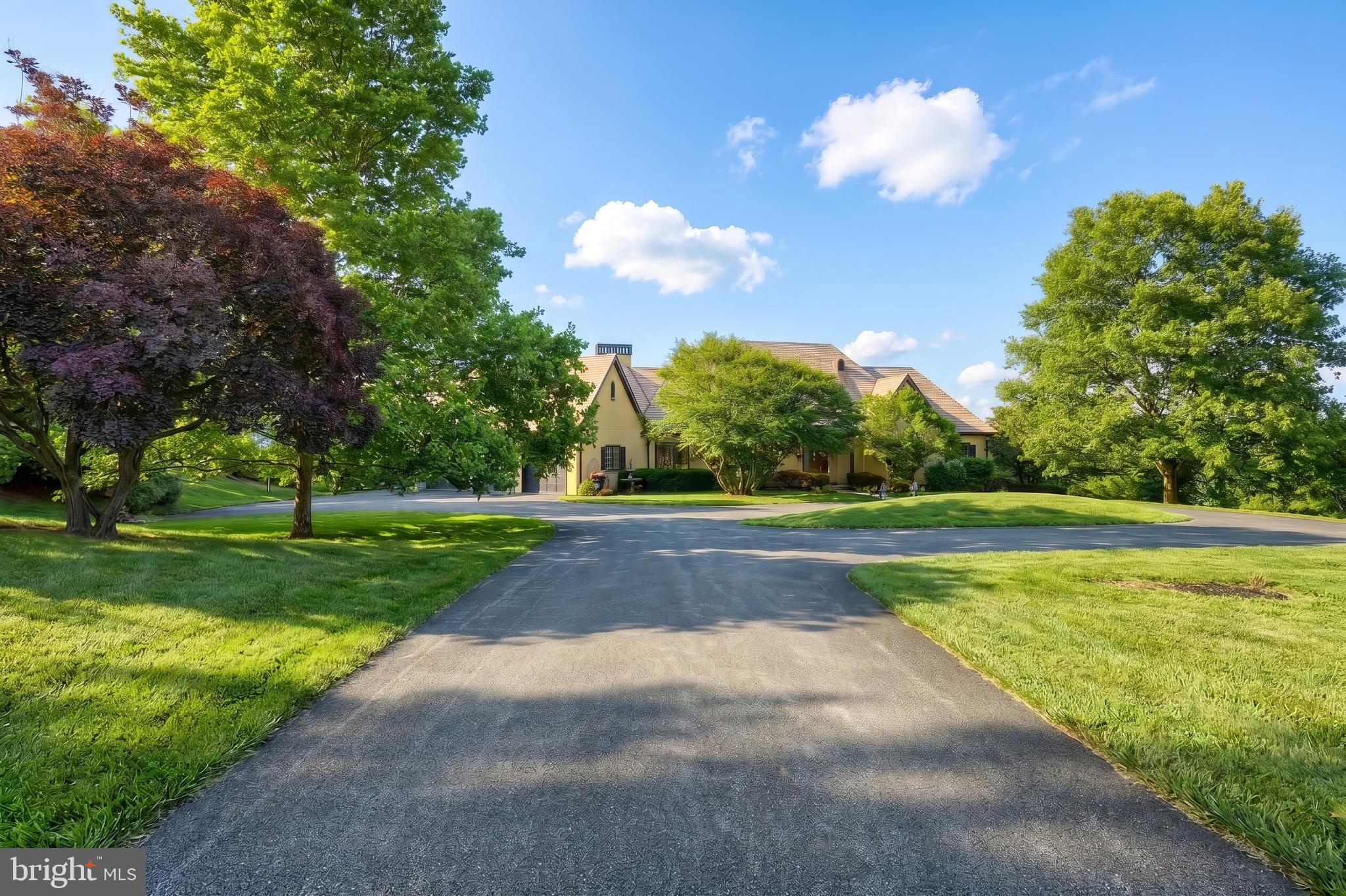 LAUXMONT FARMS - Residential