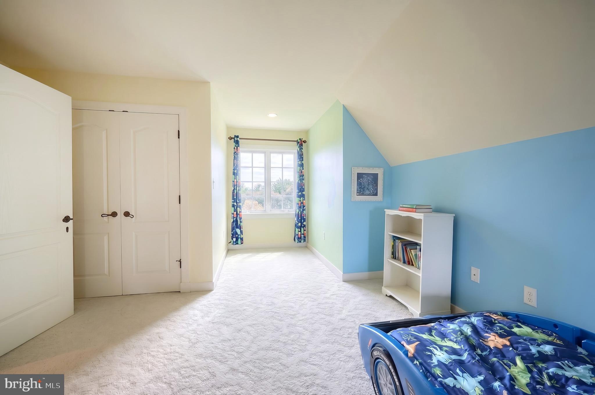 LAUXMONT FARMS - Residential