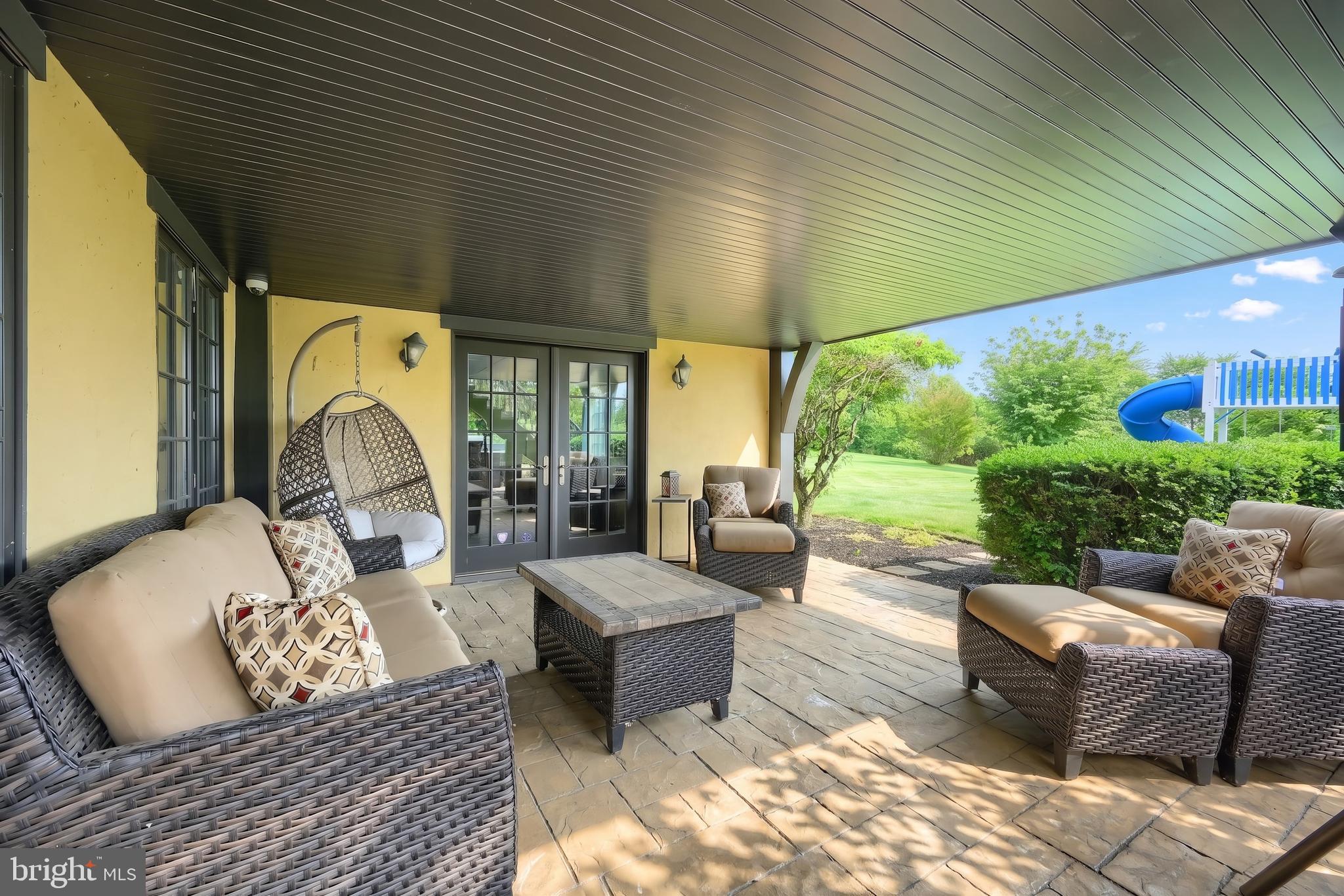 LAUXMONT FARMS - Residential