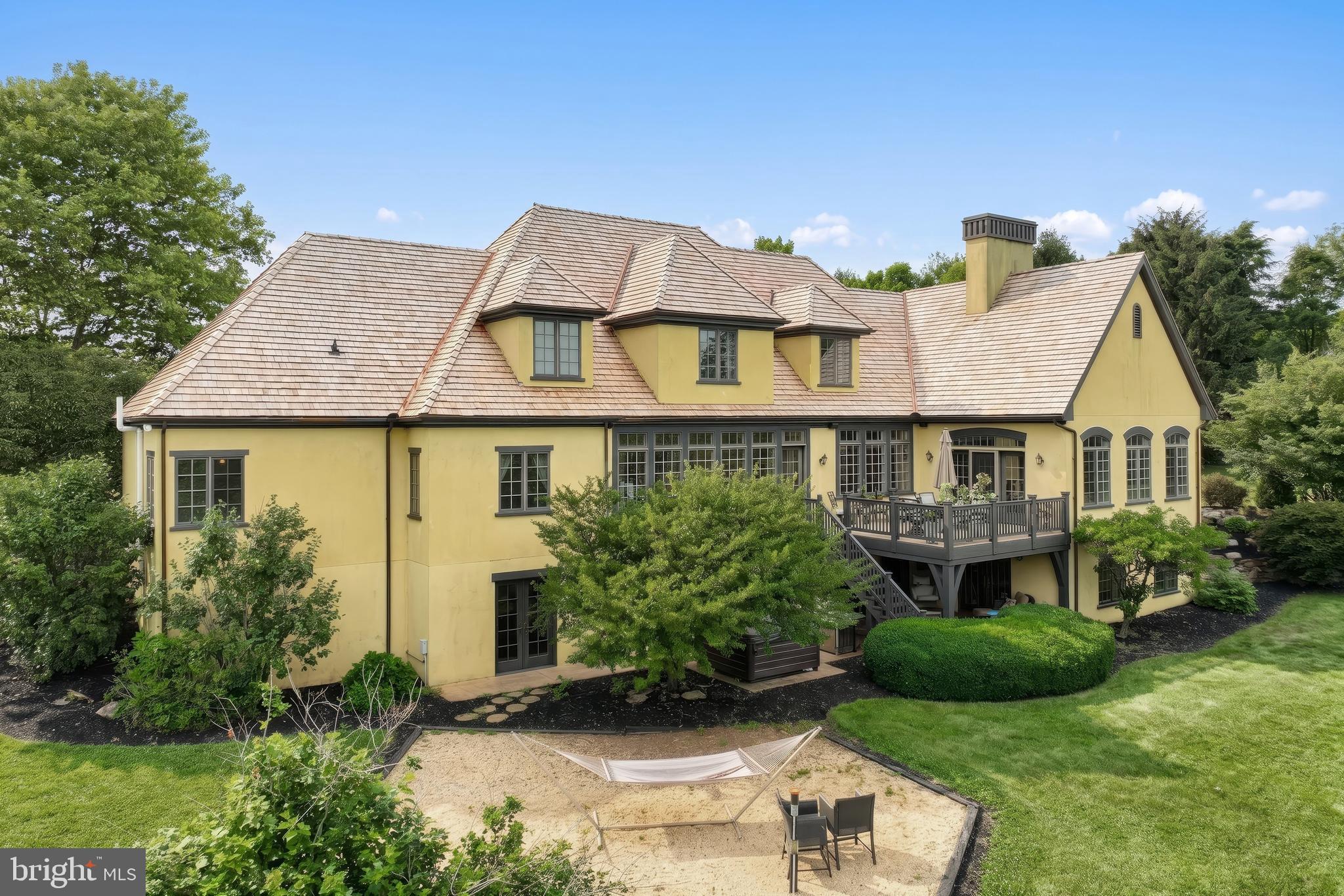 LAUXMONT FARMS - Residential